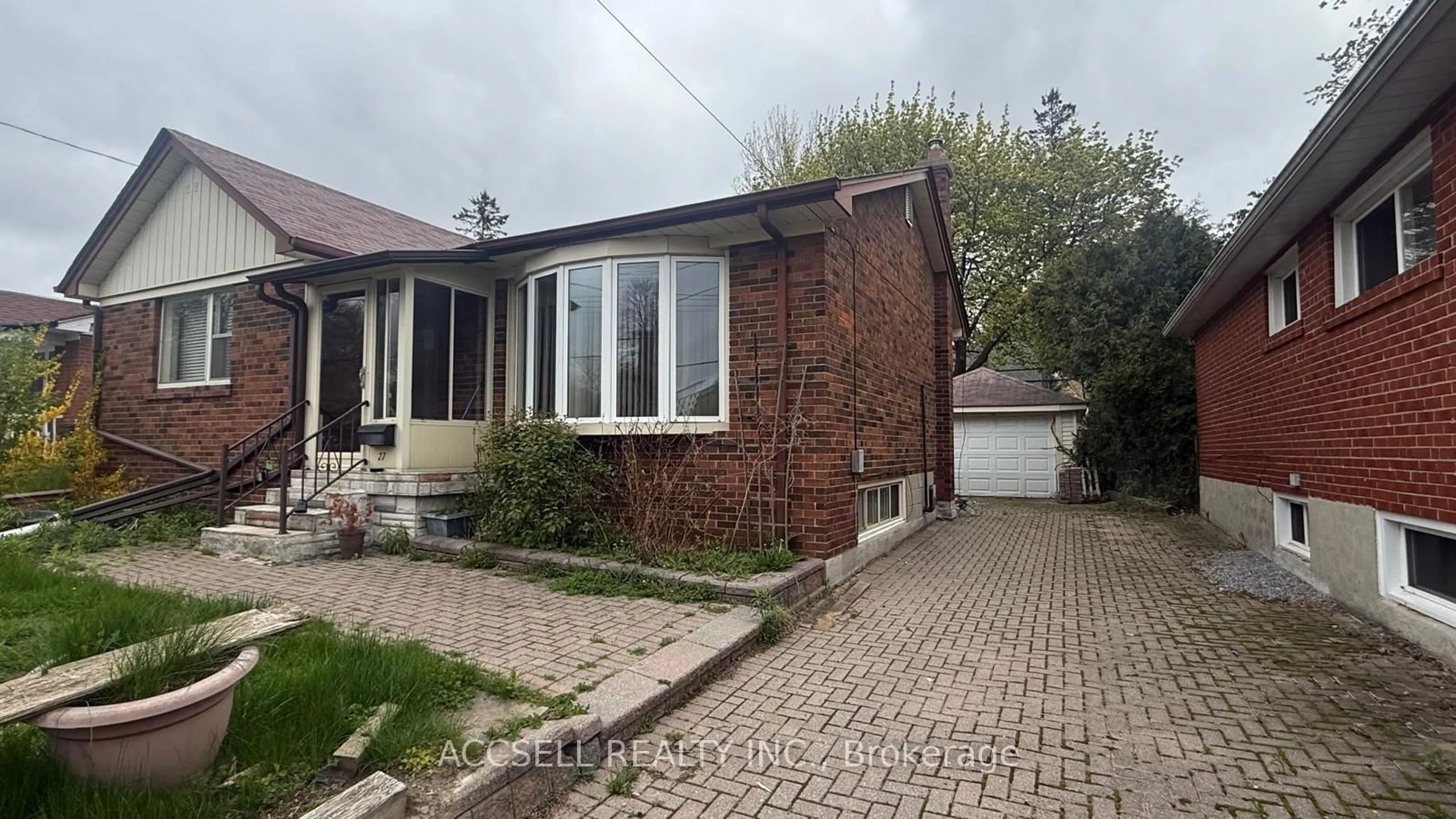 Home with brick exterior material, street for 27 Ivordale Cres, Toronto Ontario M1R 2W5