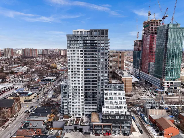 286 Main St #2110, Toronto 4