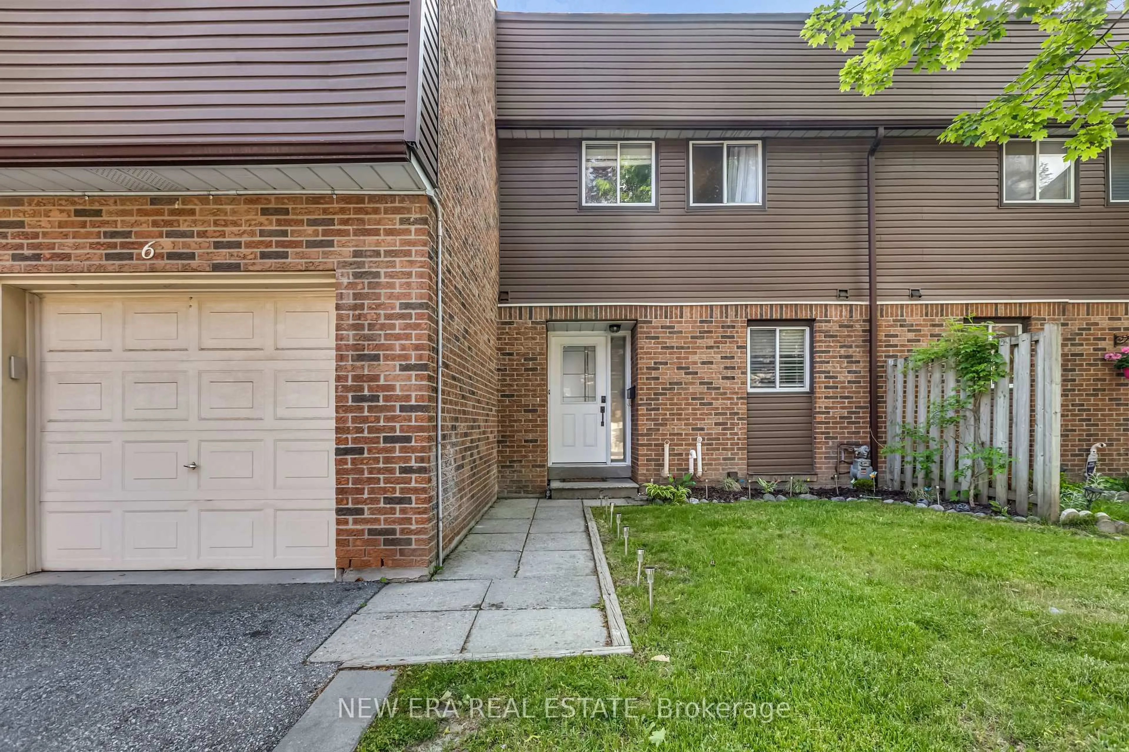 Unknown for 1415 Fieldlight Blvd #6, Pickering Ontario L1V 2S3