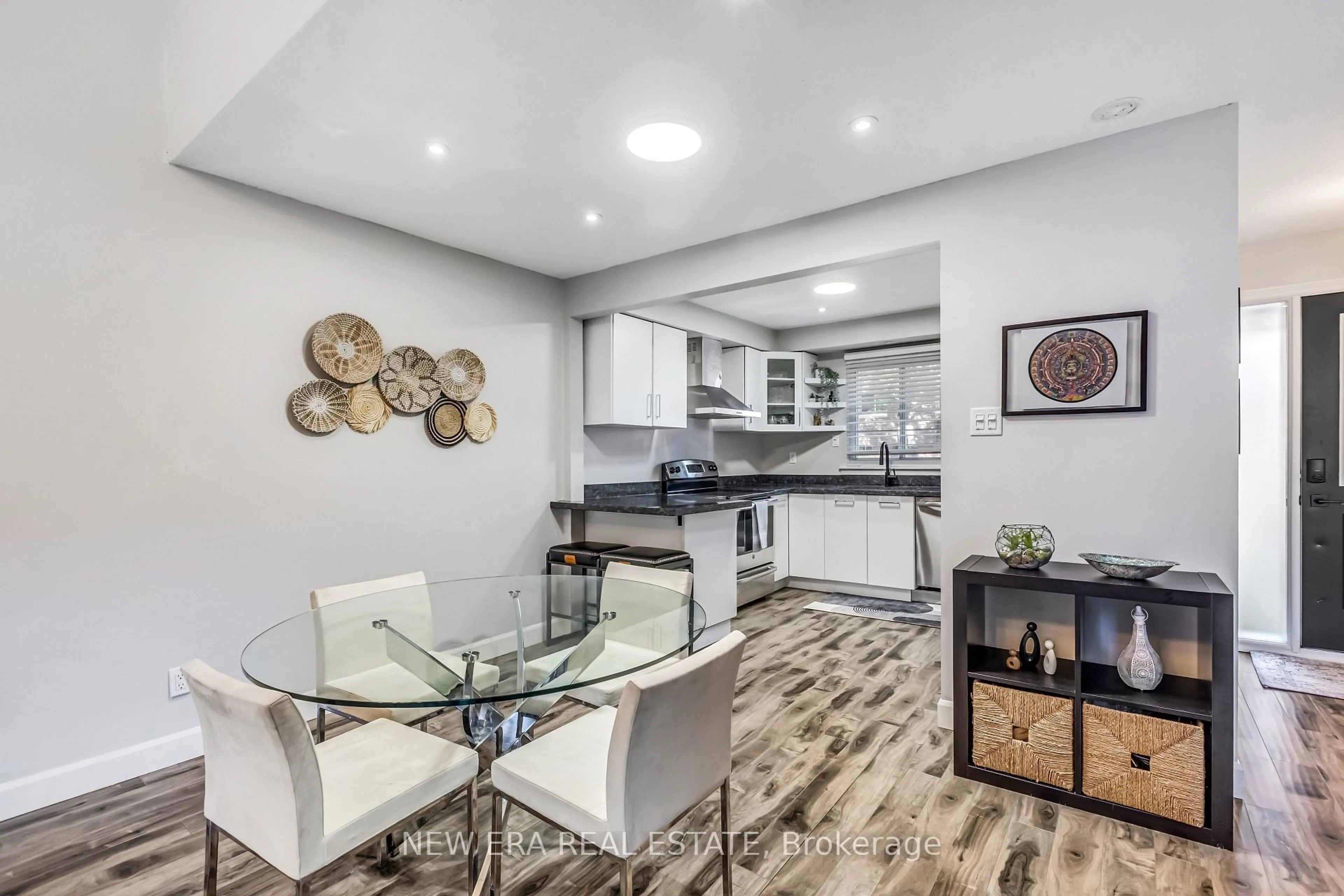 Open concept kitchen, unknown for 1415 Fieldlight Blvd #6, Pickering Ontario L1V 2S3