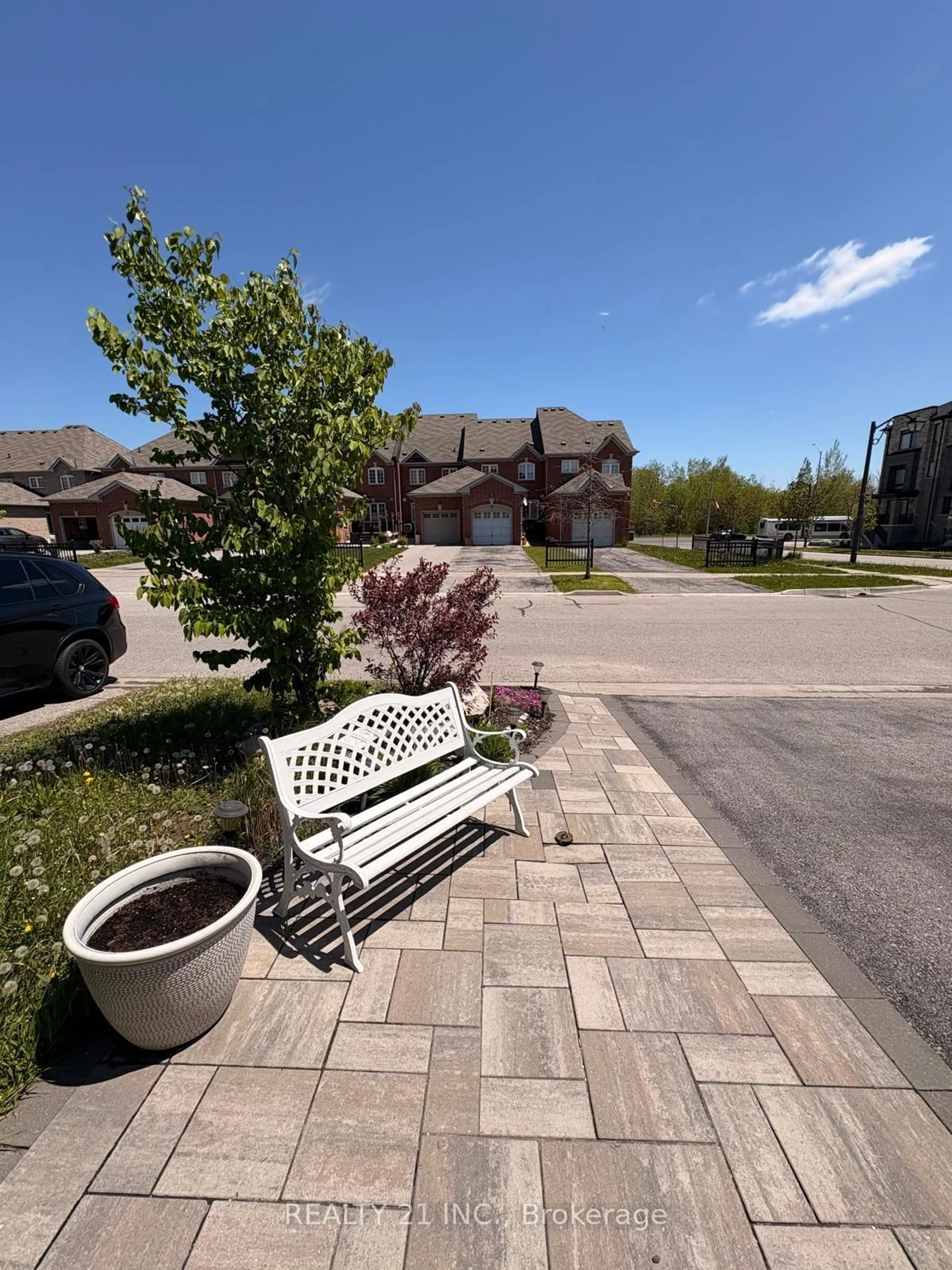 Patio, street for 36 Lurcook St, Ajax Ontario L1S 0E5