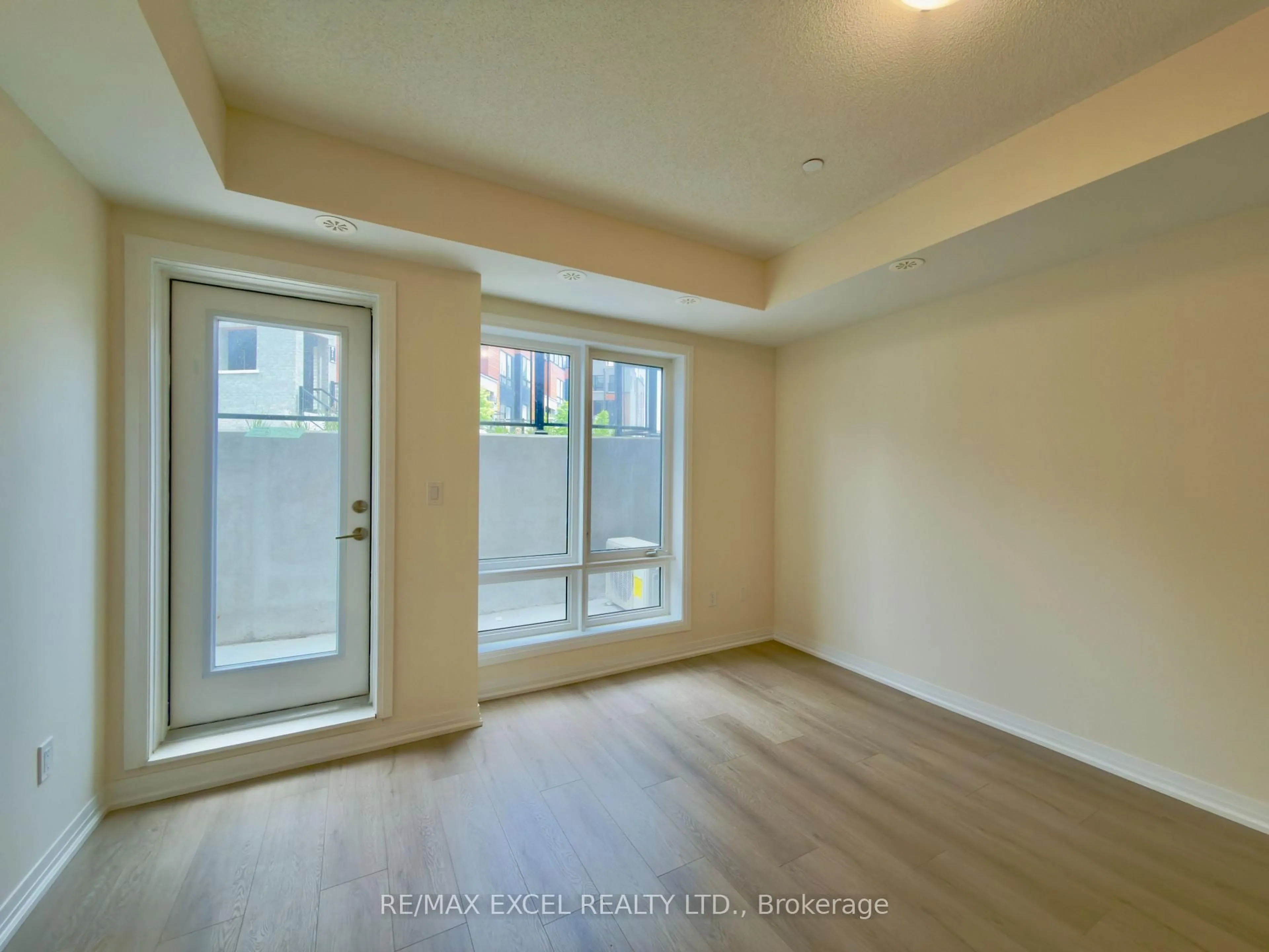 A pic of a room for 155 Tapscott Rd #21, Toronto Ontario M1B 0E8
