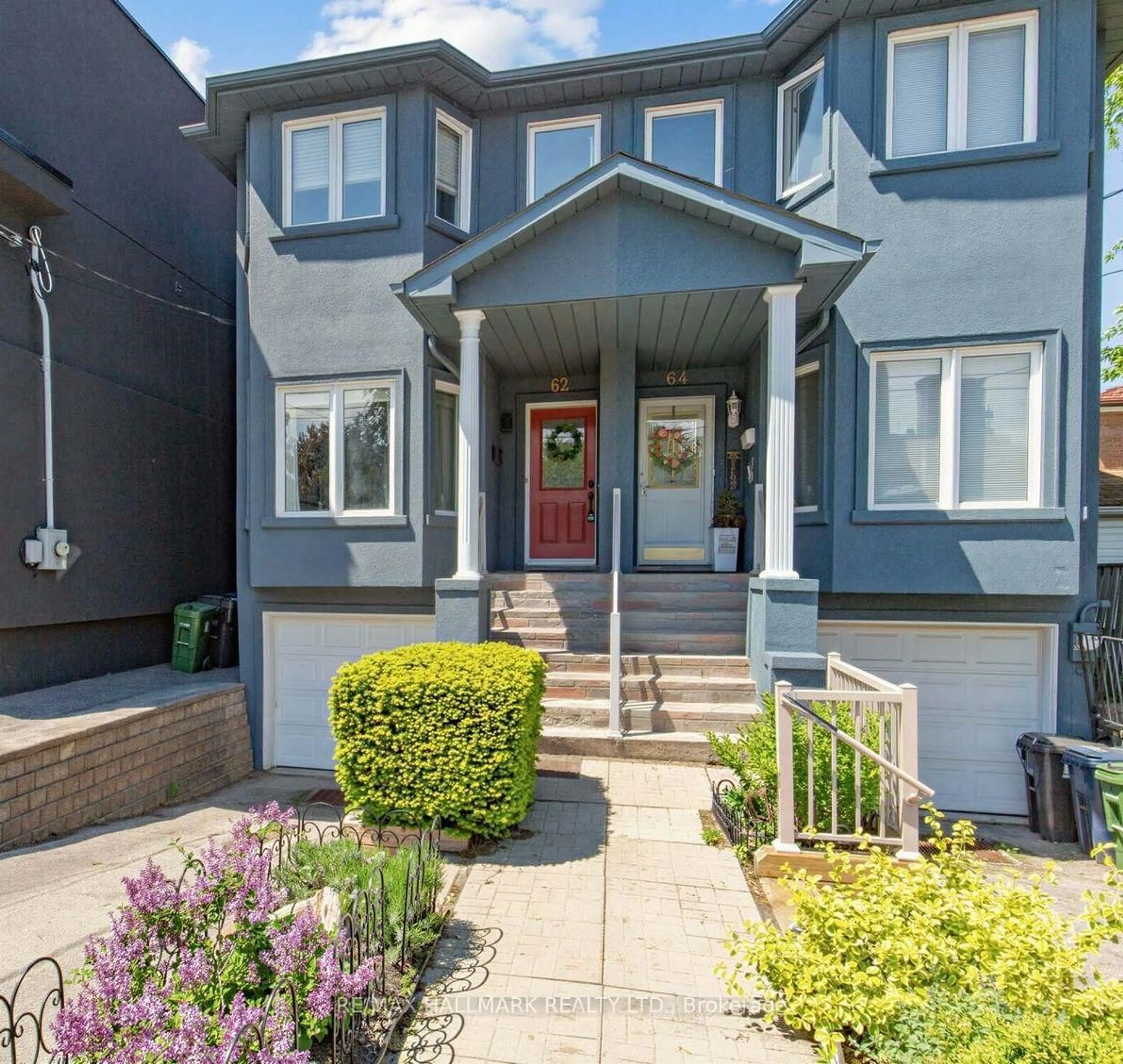 Home with vinyl exterior material, street for 62 Doncaster Ave, Toronto Ontario M4C 1Y8