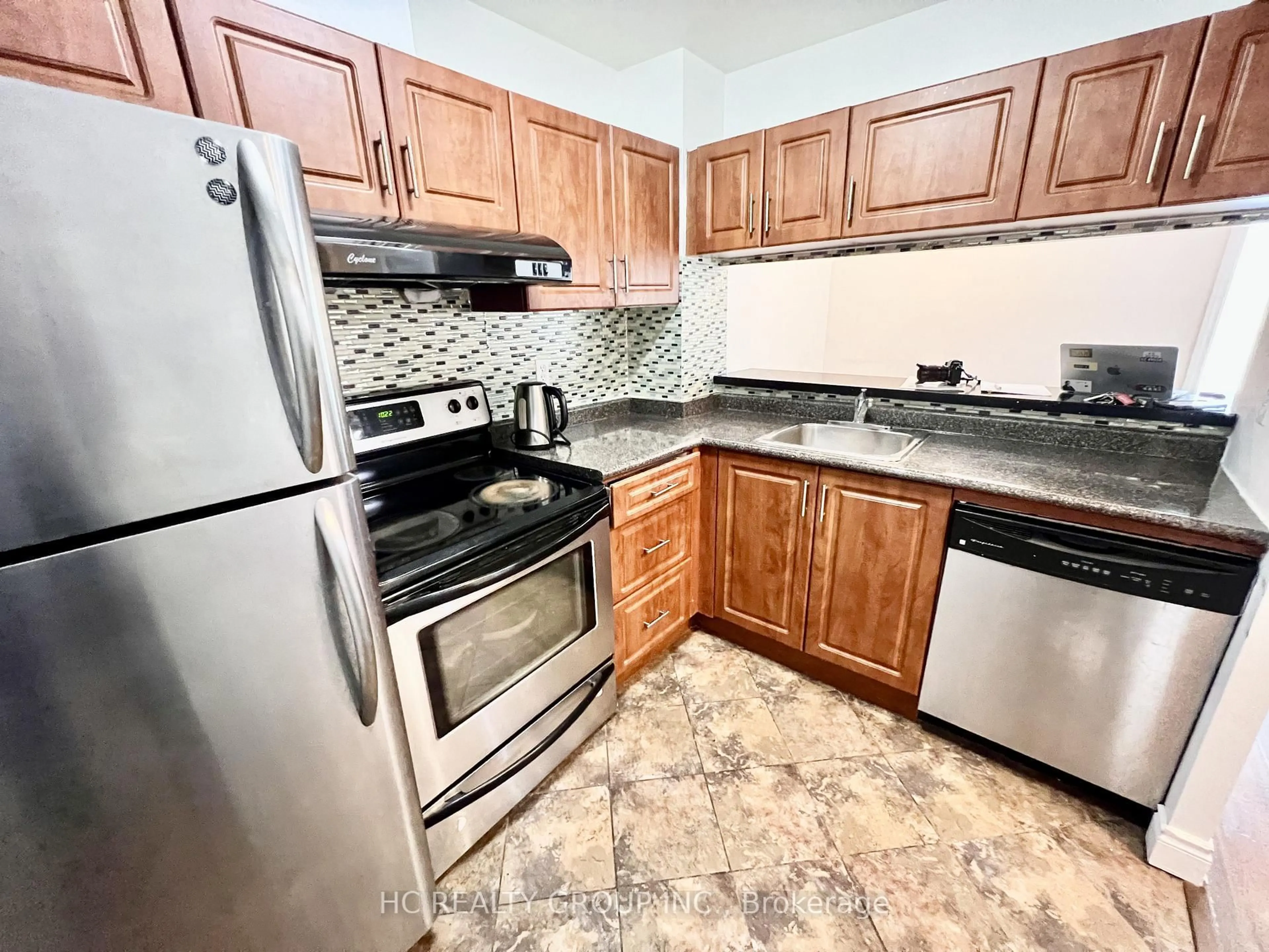 Standard kitchen, unknown for 3050 Ellesmere Rd #609, Toronto Ontario M1E 5E6