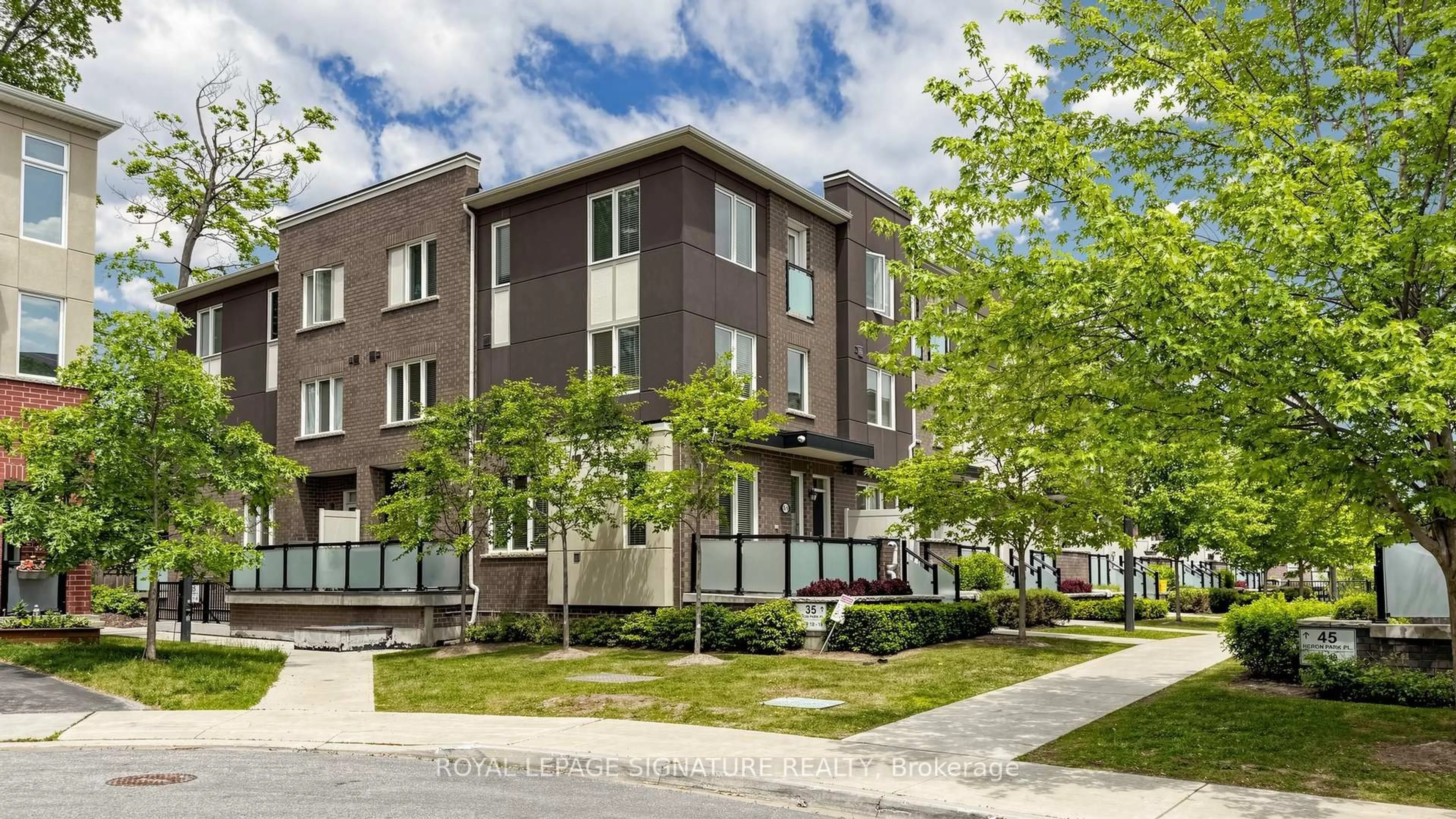 Unknown for 35 Heron Park Pl #10, Toronto Ontario M1E 0B8