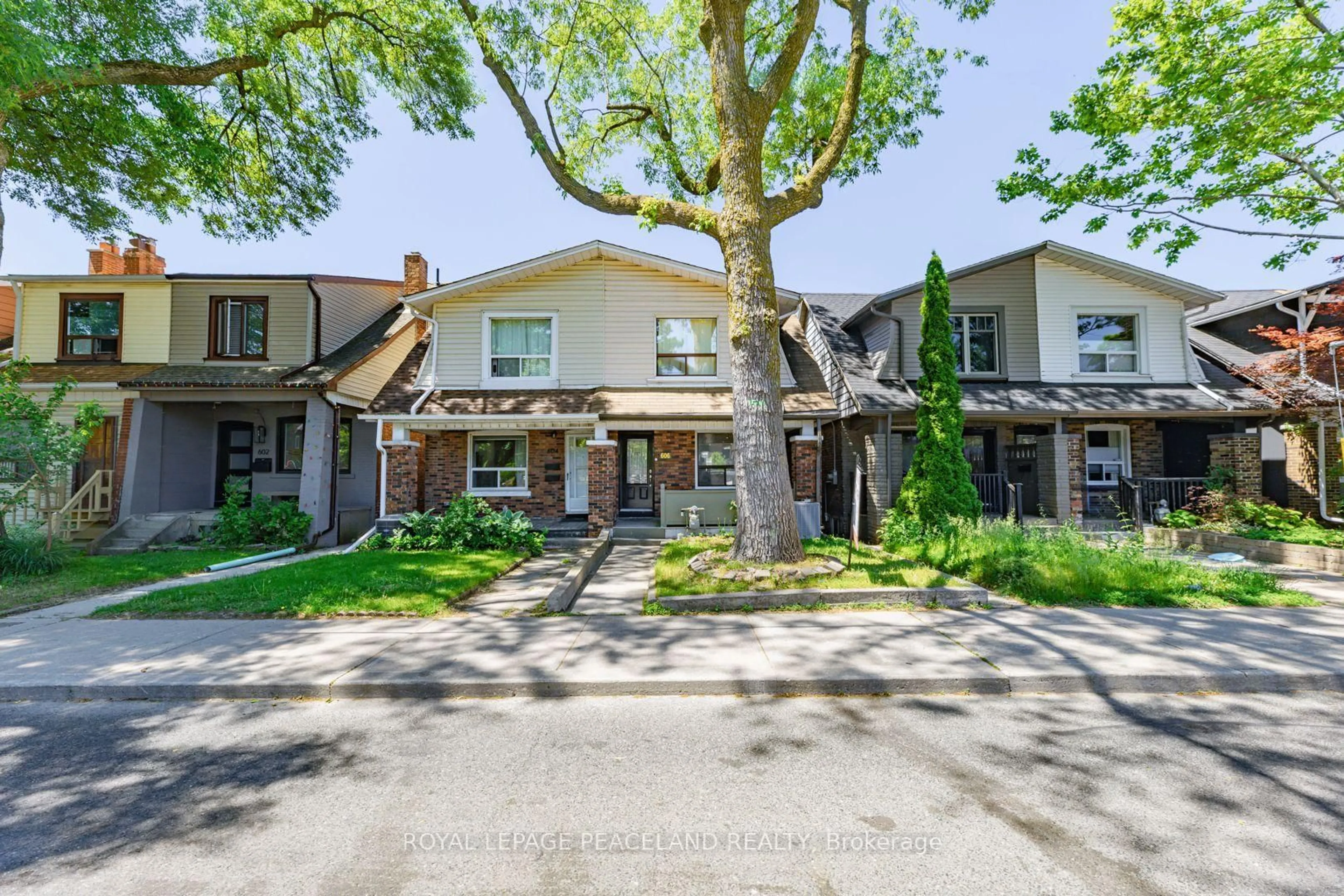 Unknown for 606 Coxwell Ave, Toronto Ontario M4C 3B6