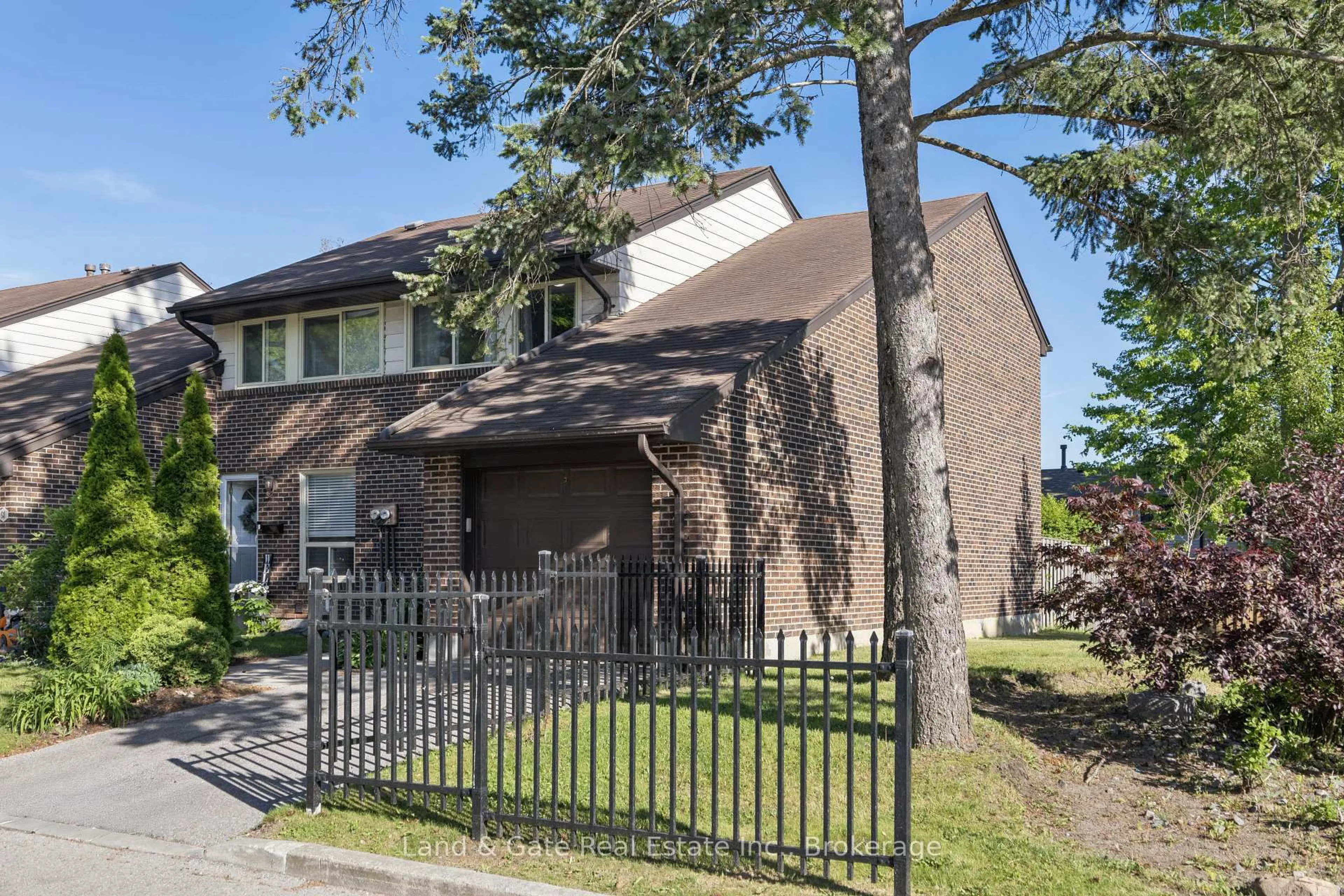 Home with brick exterior material, street for 155 Glovers Rd #62, Oshawa Ontario L1G 7A4