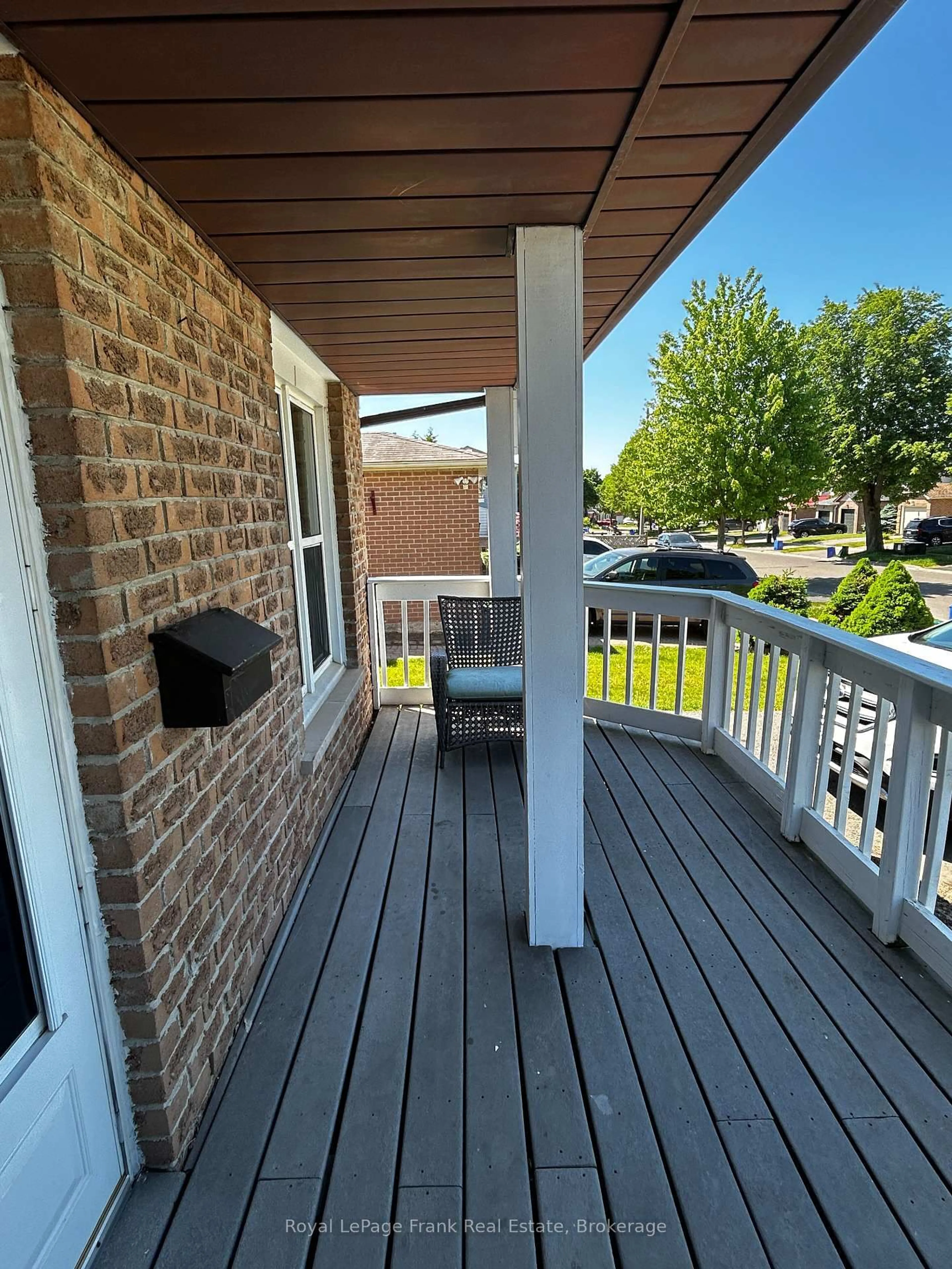 Unknown for 857 Attersley Dr, Oshawa Ontario L1K 1T9