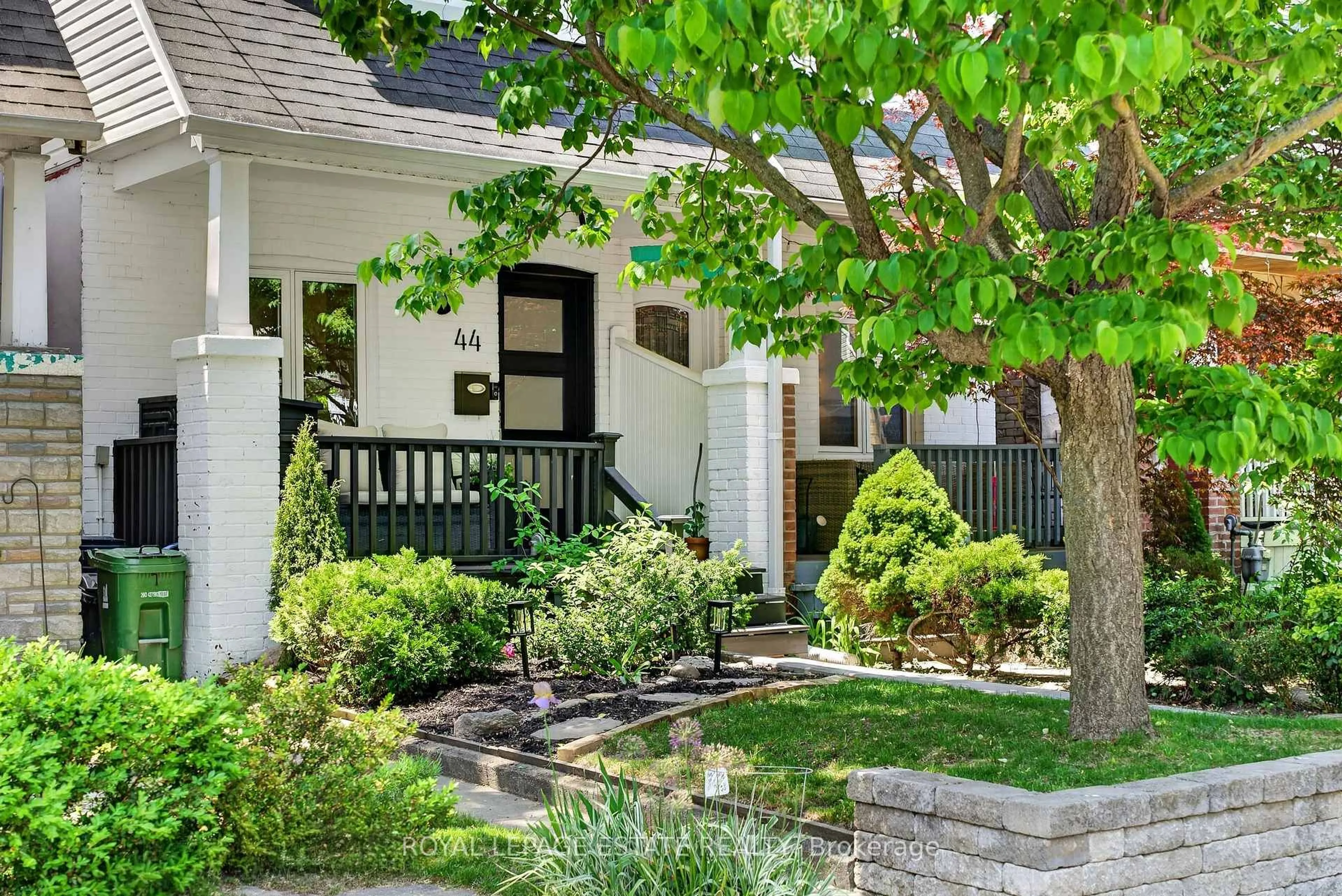 Unknown for 44 Bastedo Ave, Toronto Ontario M4C 3M9
