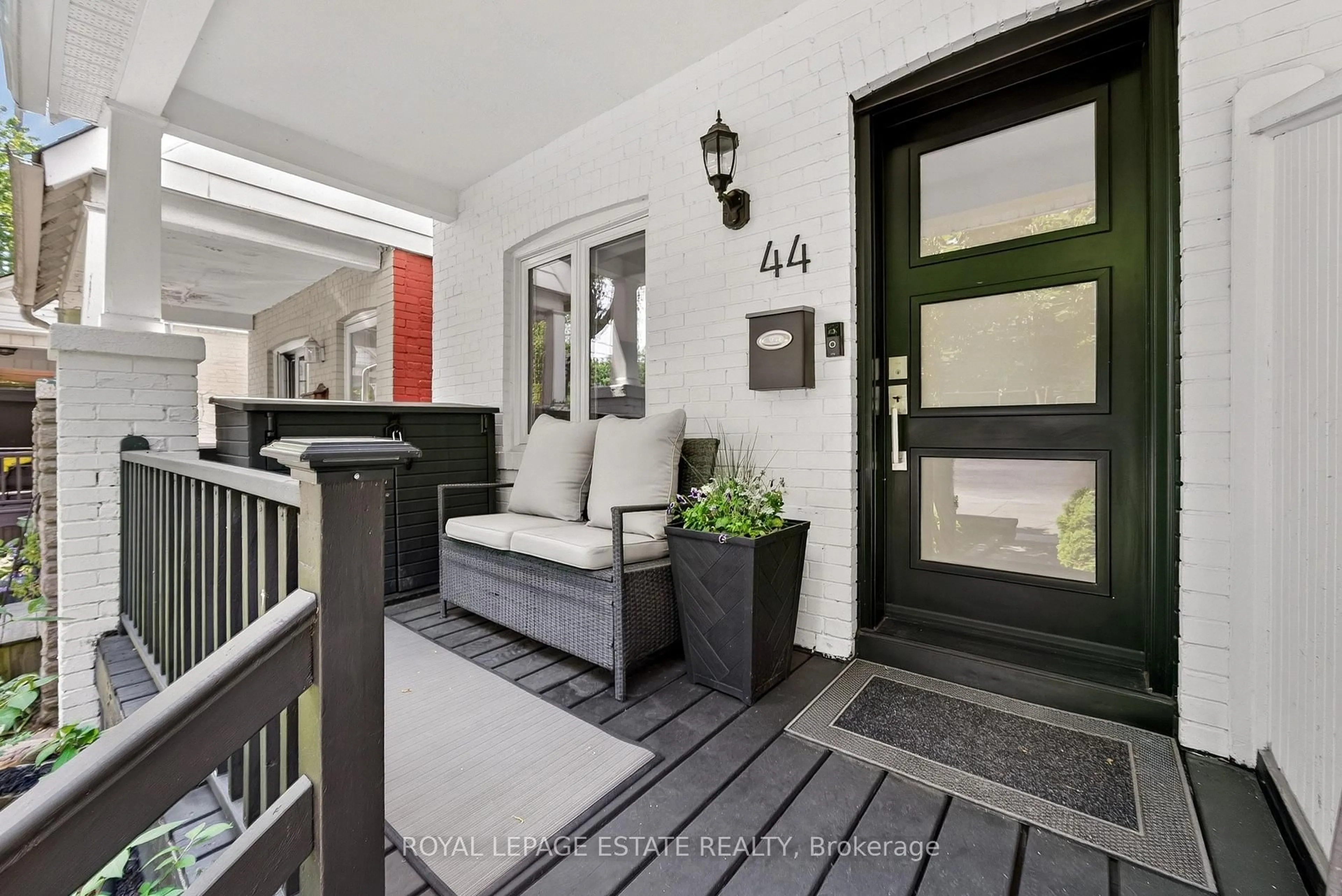 Indoor entryway for 44 Bastedo Ave, Toronto Ontario M4C 3M9