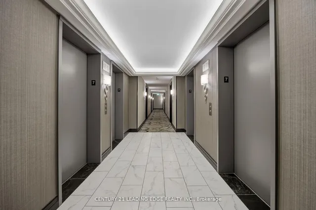 61 Town Centre Crt #710, Toronto 4
