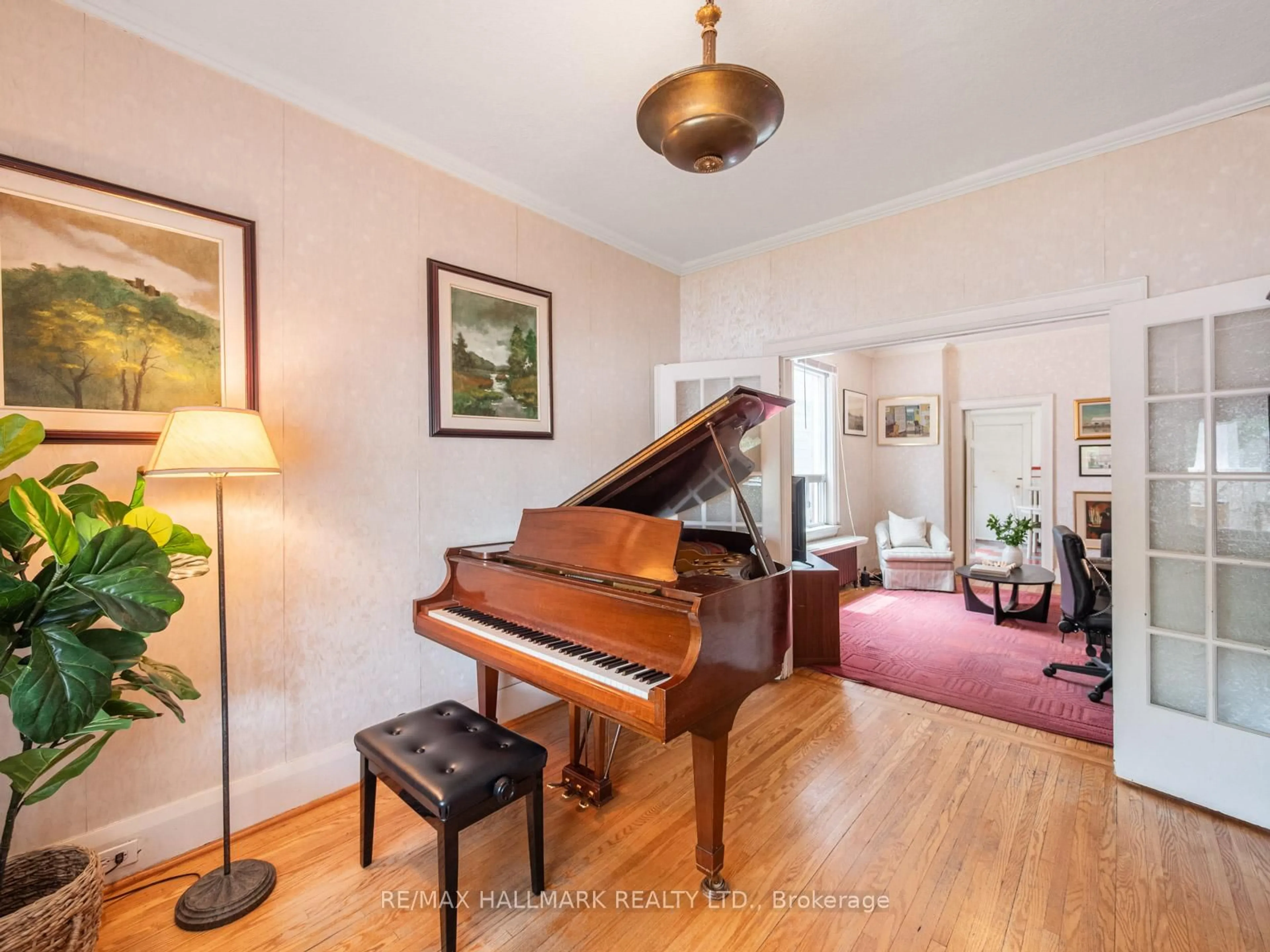 Indoor foyer for 326 Cedarvale Ave, Toronto Ontario M4C 4K4