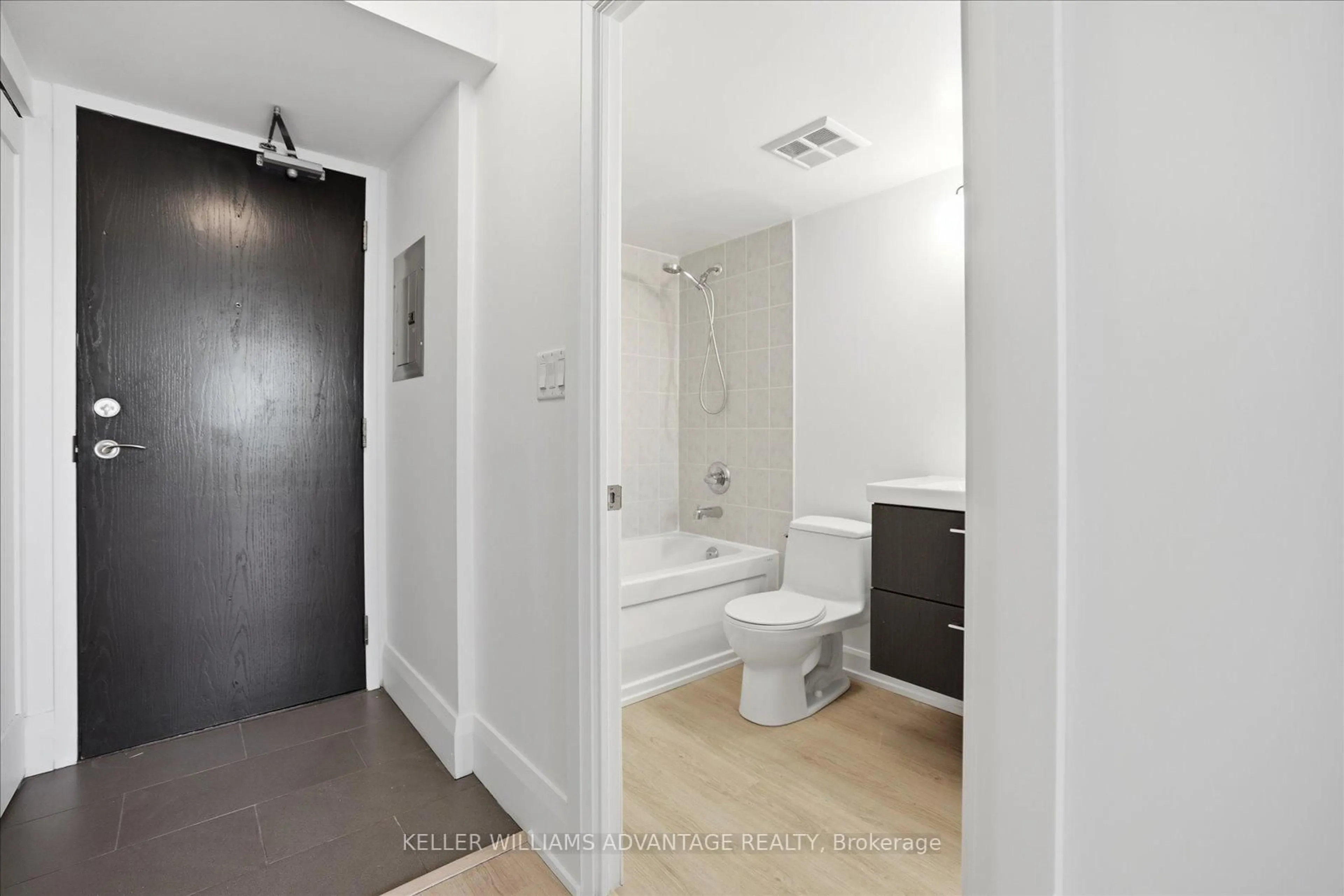 Standard bathroom, unknown for 1733 Queen St #415, Toronto Ontario M4L 6S9
