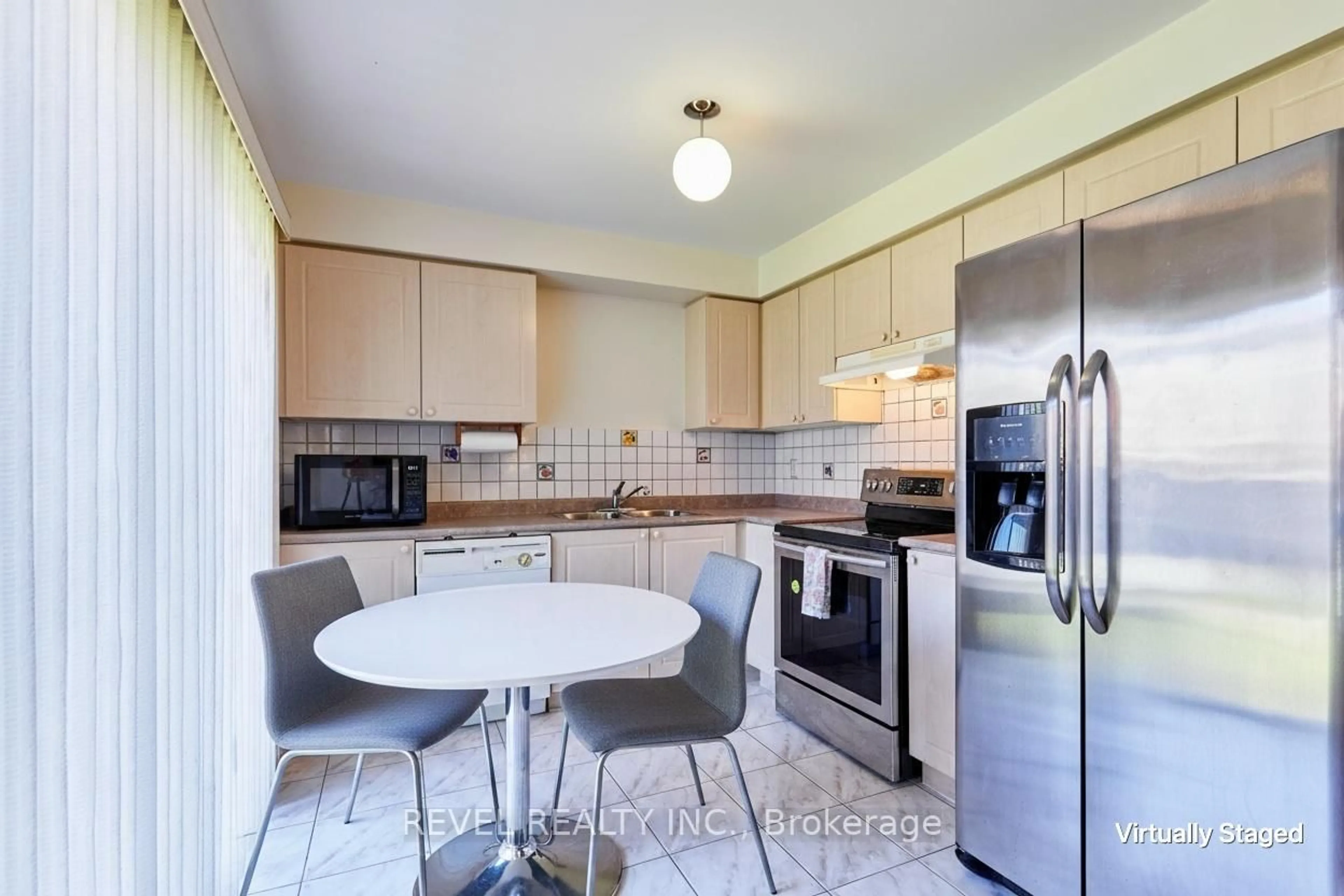 Standard kitchen, unknown for 59 Moynahan Cres, Ajax Ontario L1Z 1P1