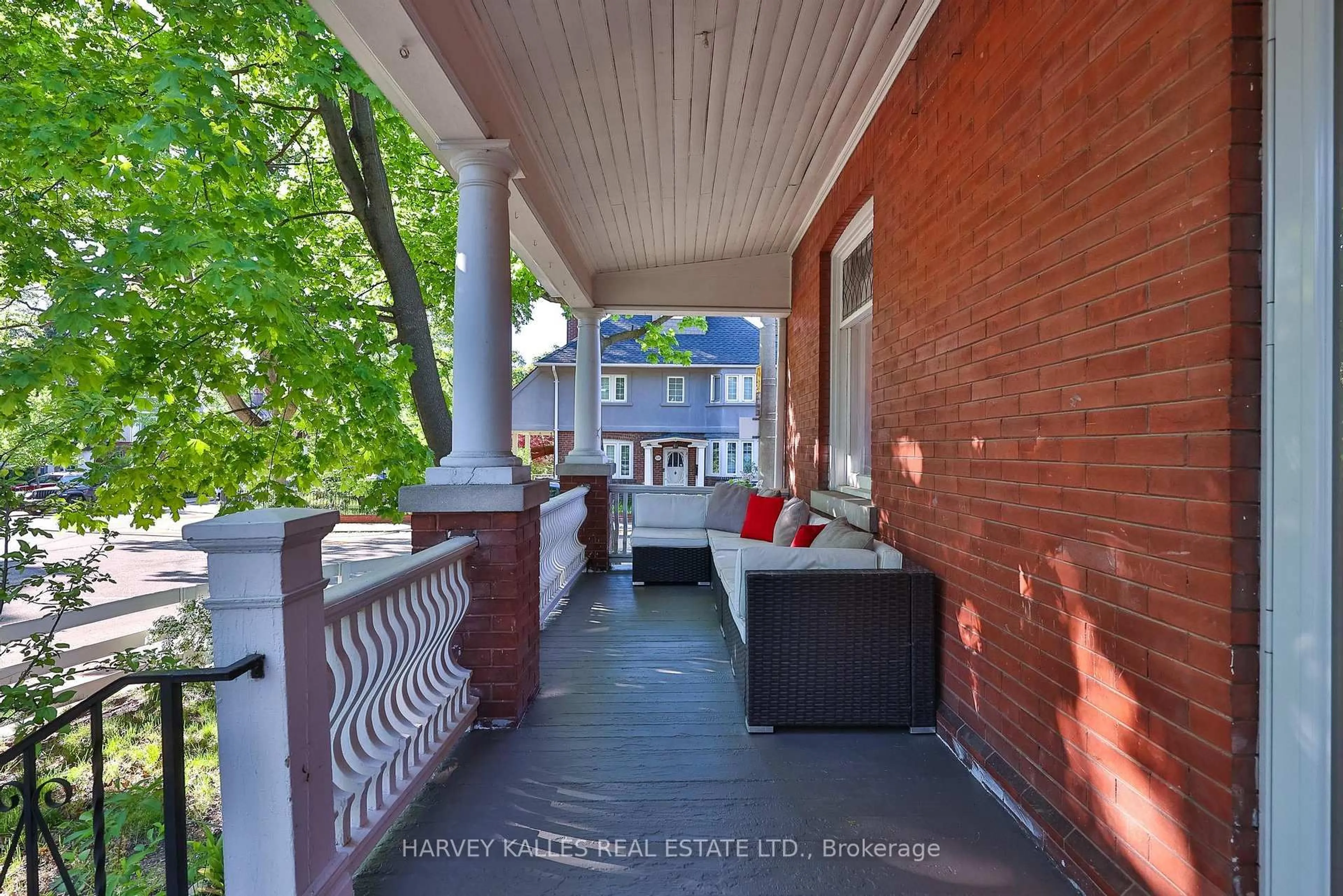 Patio, street for 139 Hammersmith Ave, Toronto Ontario M4E 2W5
