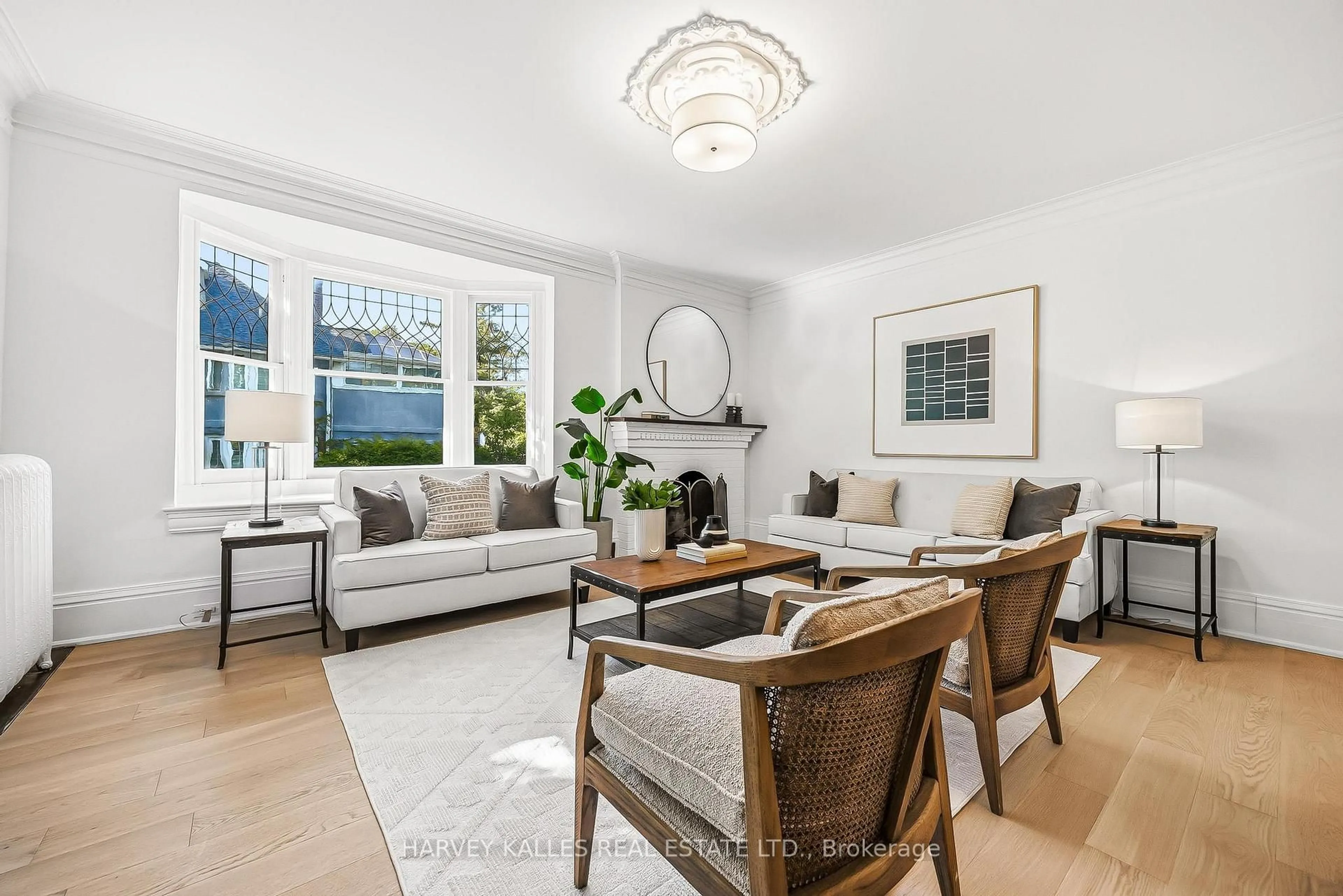 Living room with furniture, unknown for 139 Hammersmith Ave, Toronto Ontario M4E 2W5