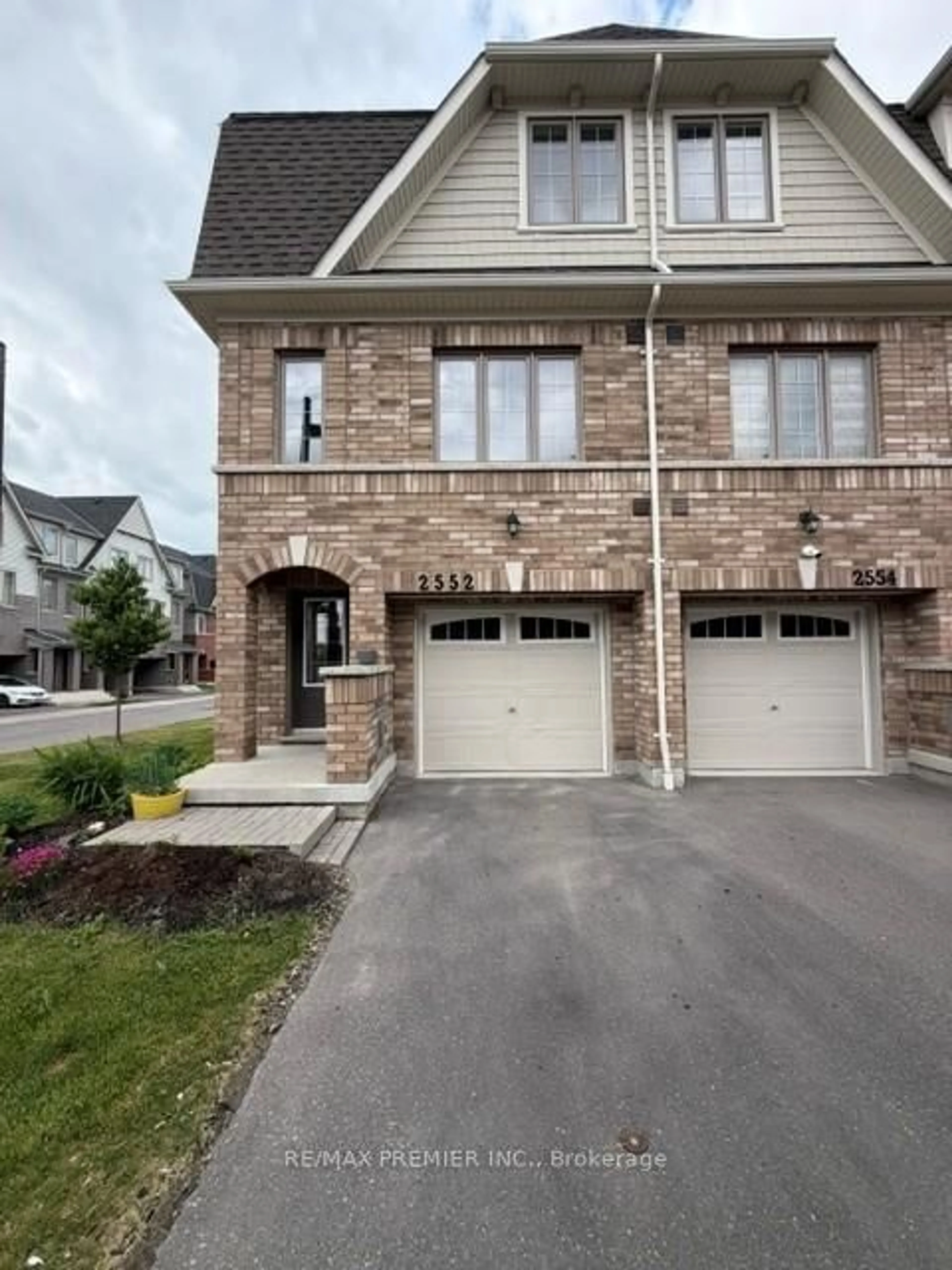 Home with brick exterior material, street for 2552 Mojave Path #144, Oshawa Ontario L1L 0J4