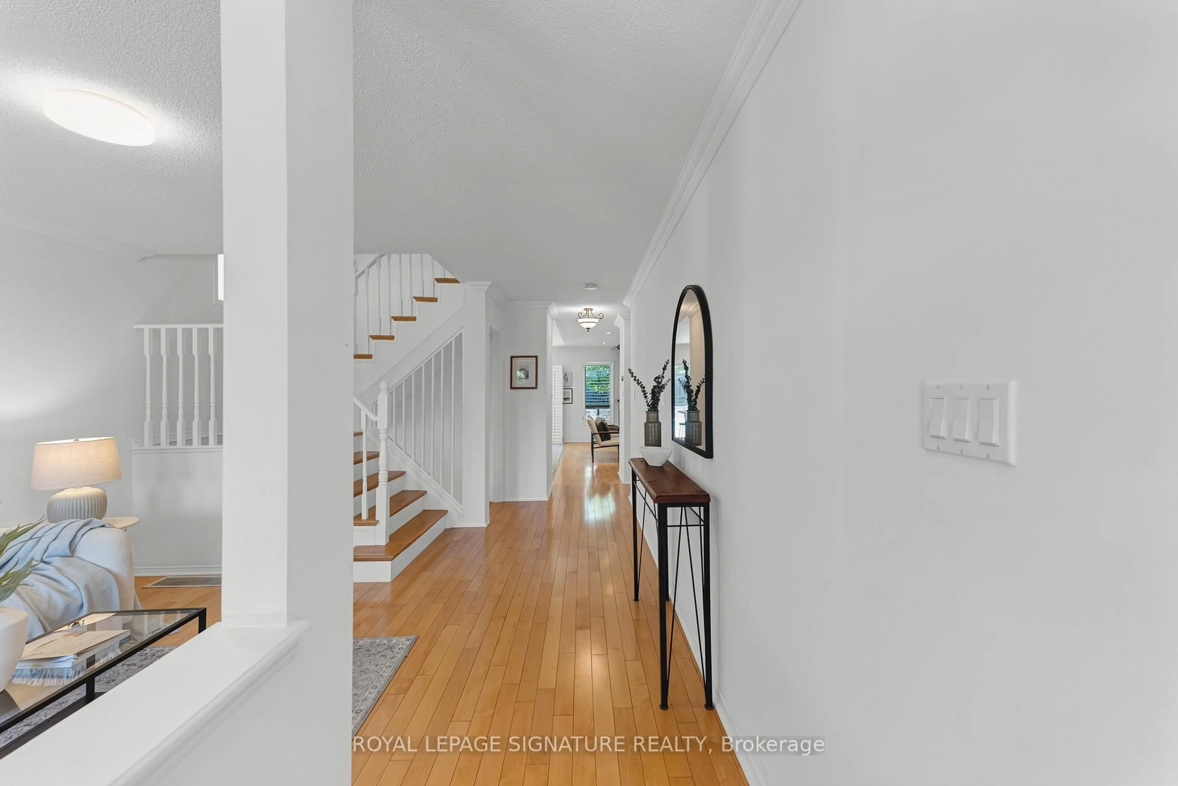 Indoor foyer for 91 Harrongate Pl, Whitby Ontario L1R 3E5