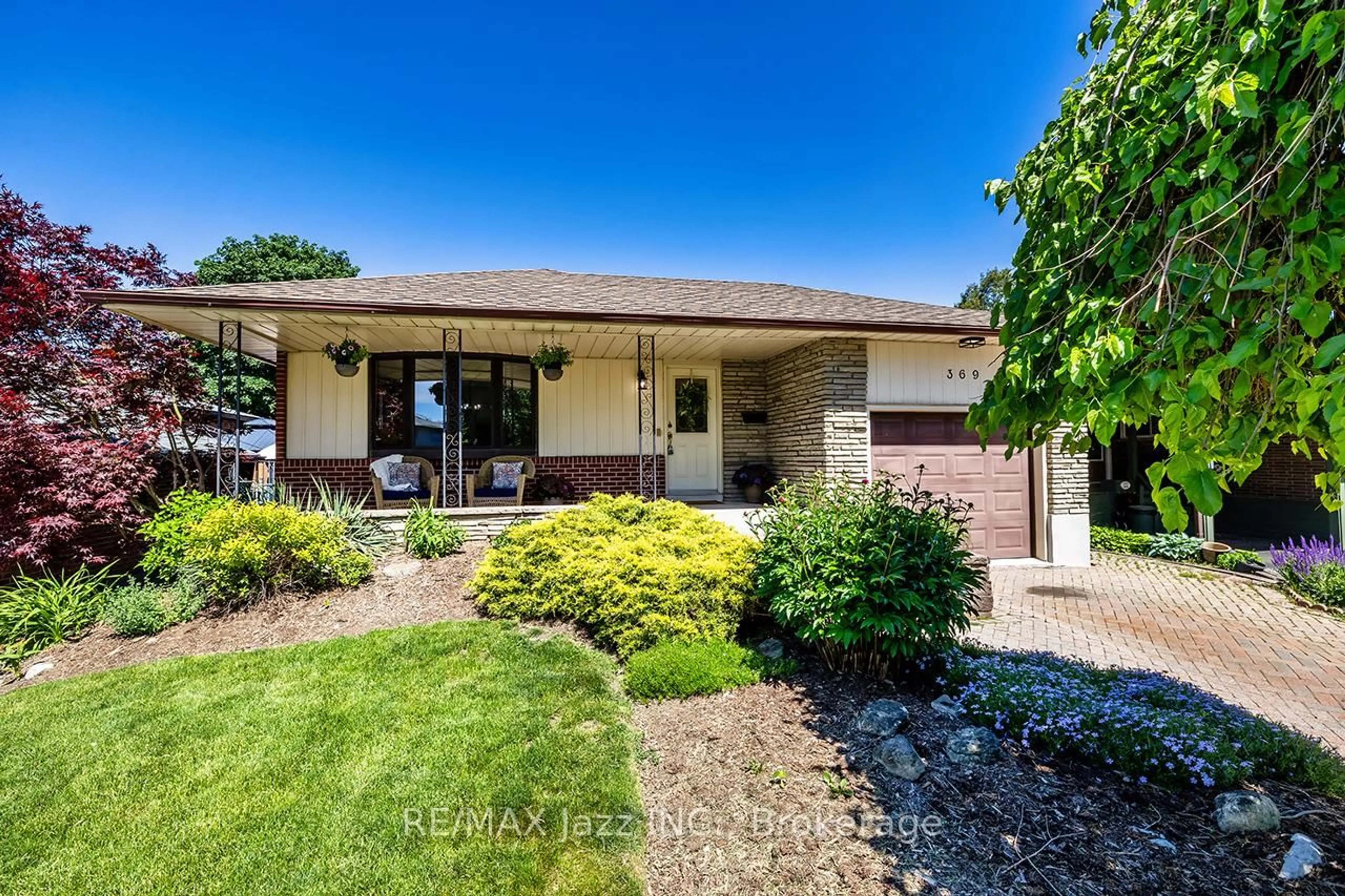 Unknown for 369 Waverly St, Oshawa Ontario L1J 5W2