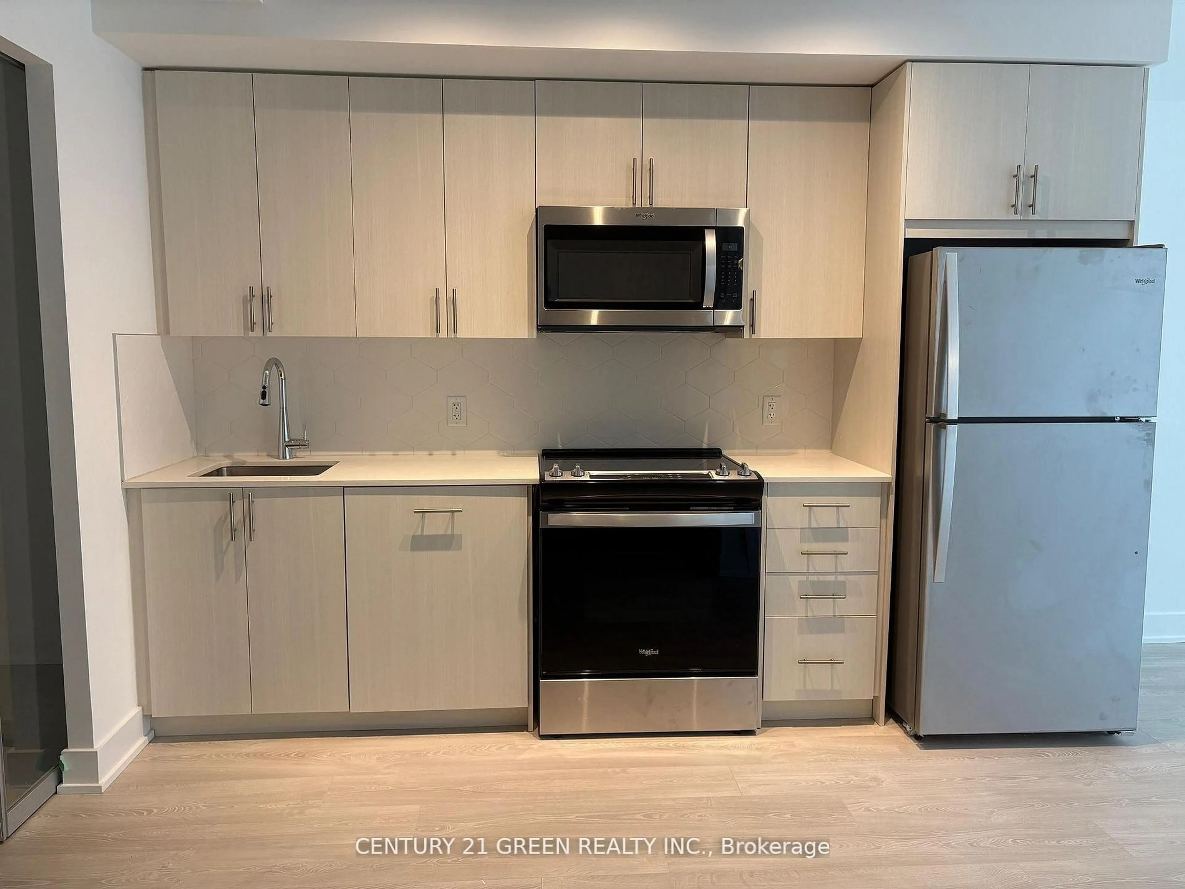 Standard kitchen, unknown for 2545 Simcoe St #219, Oshawa Ontario L1L 0W3
