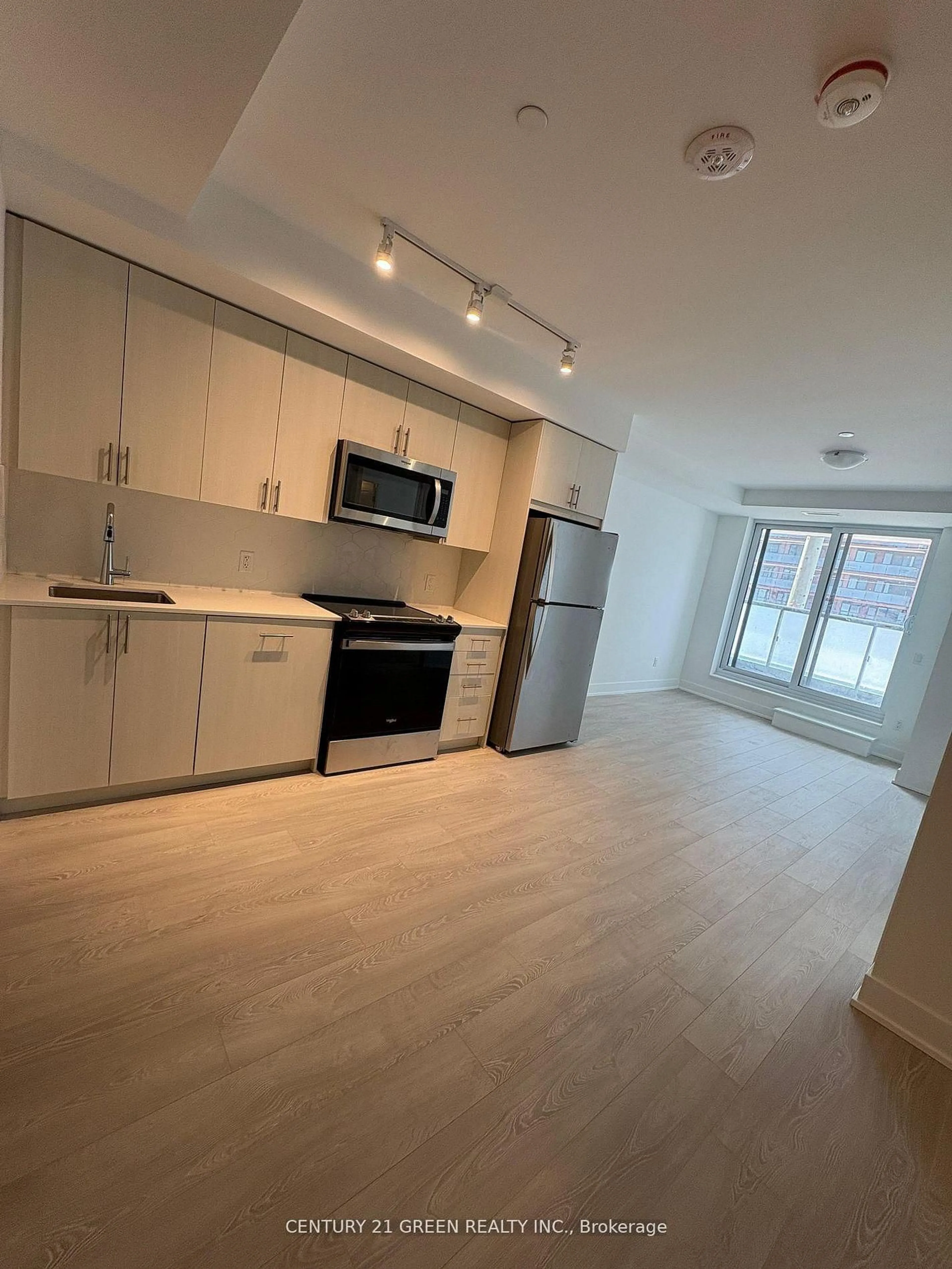 Unknown for 2545 Simcoe St #219, Oshawa Ontario L1L 0W3