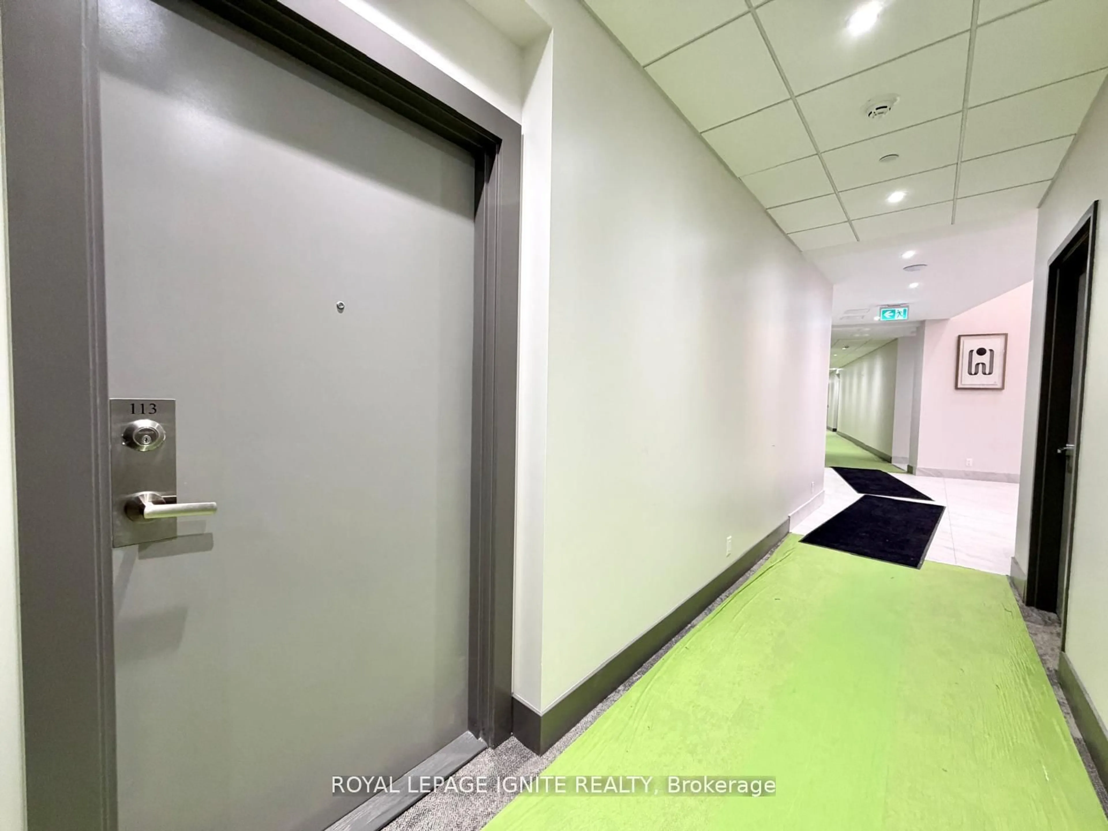 Indoor foyer for 51 Clarington Blvd #113, Clarington Ontario L1C 7J8