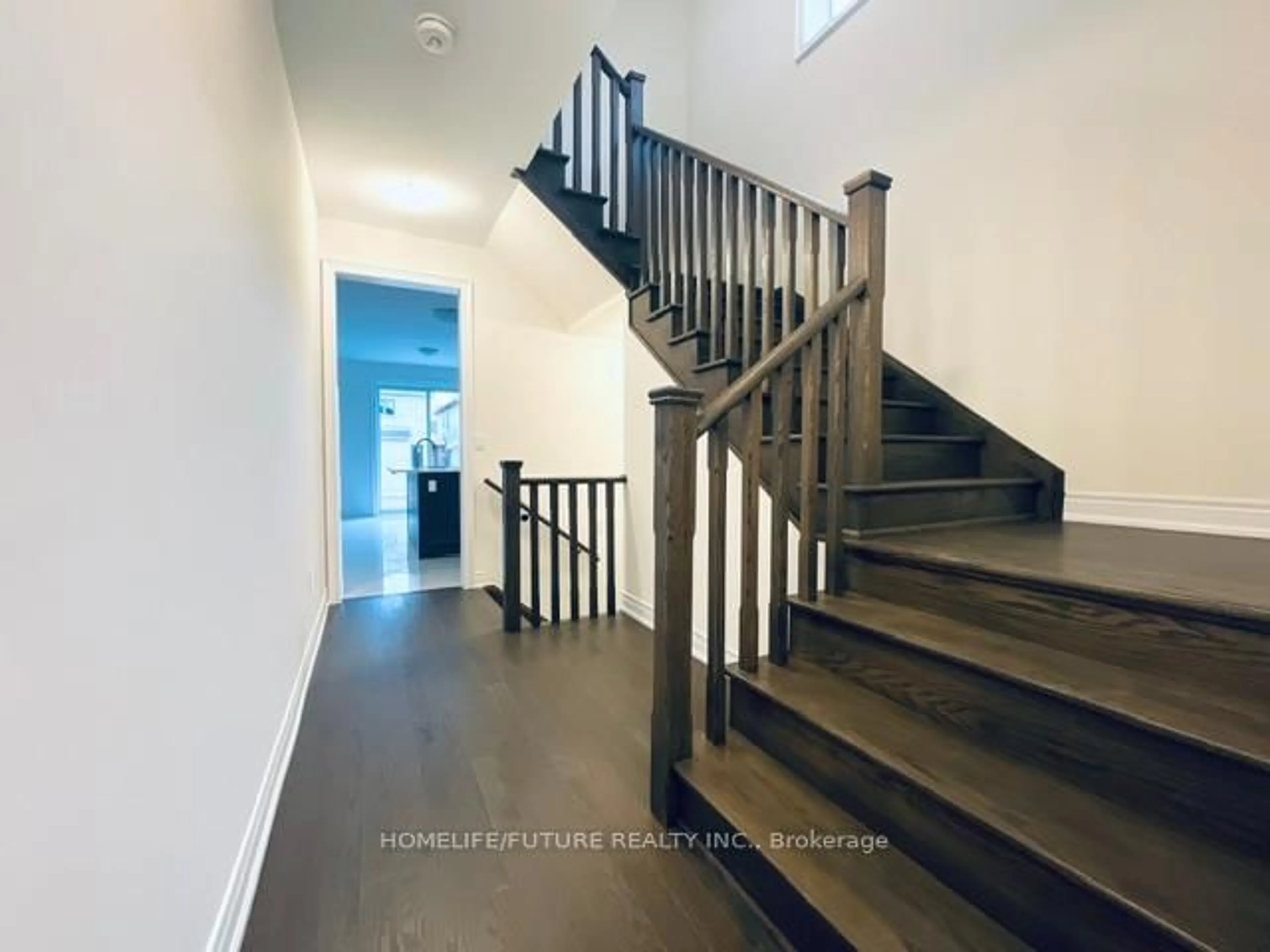 Stairs for 15 Wesley Brooks St, Clarington Ontario L1B 0W1