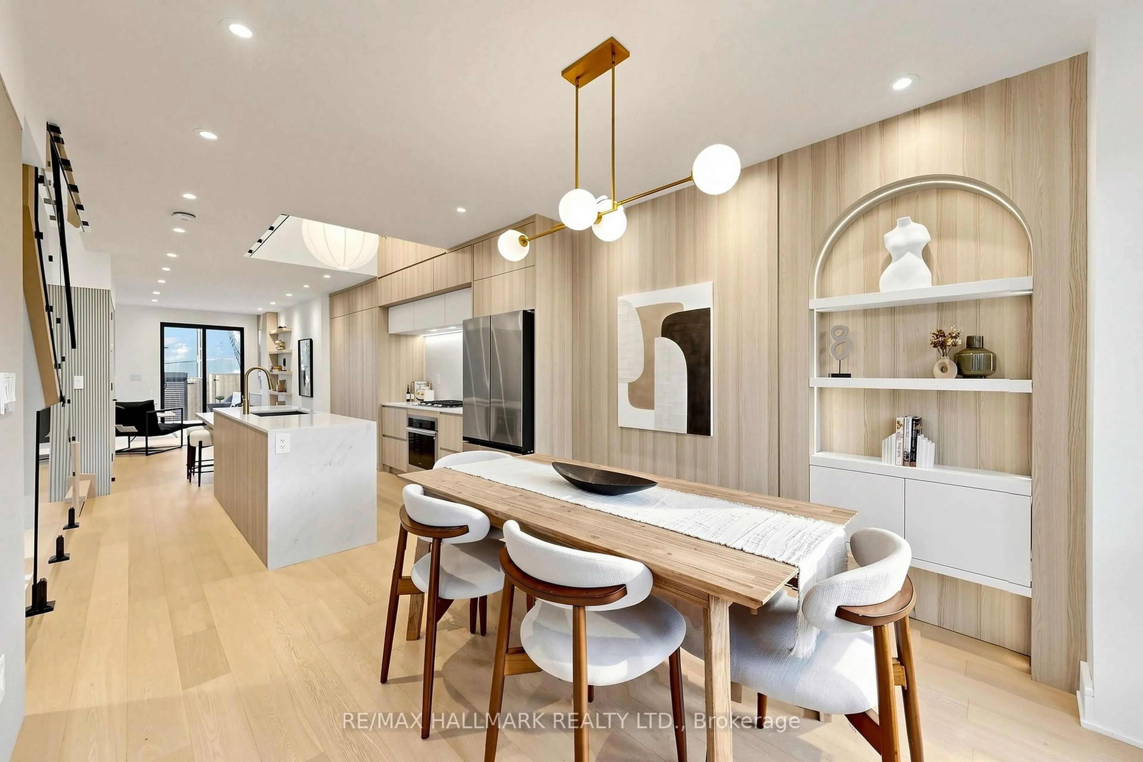Contemporary kitchen, unknown for 207 Victor Ave, Toronto Ontario M4K 1B3