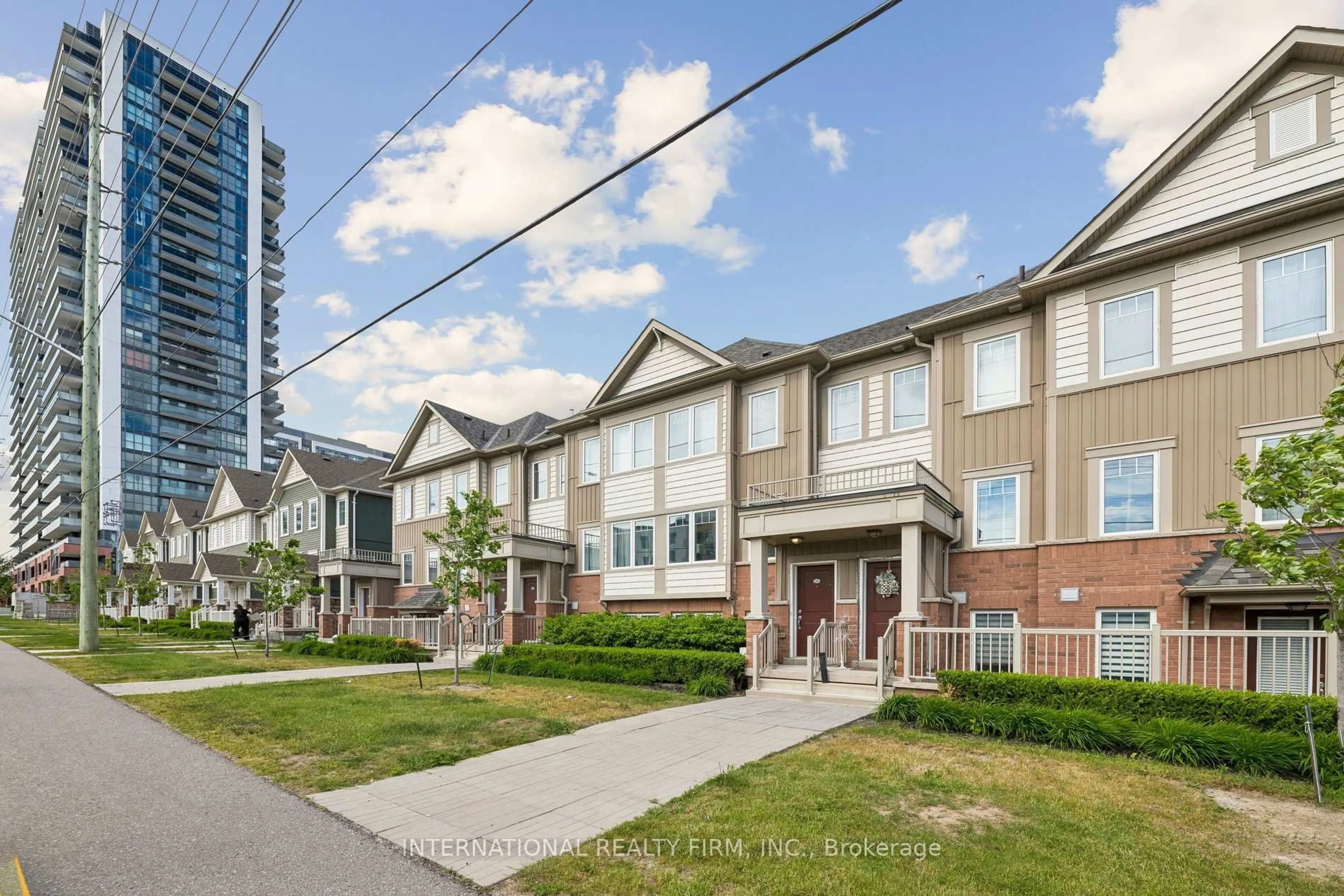 Unknown for 2500 Hill Rise Crt #125, Oshawa Ontario L1L 0M6
