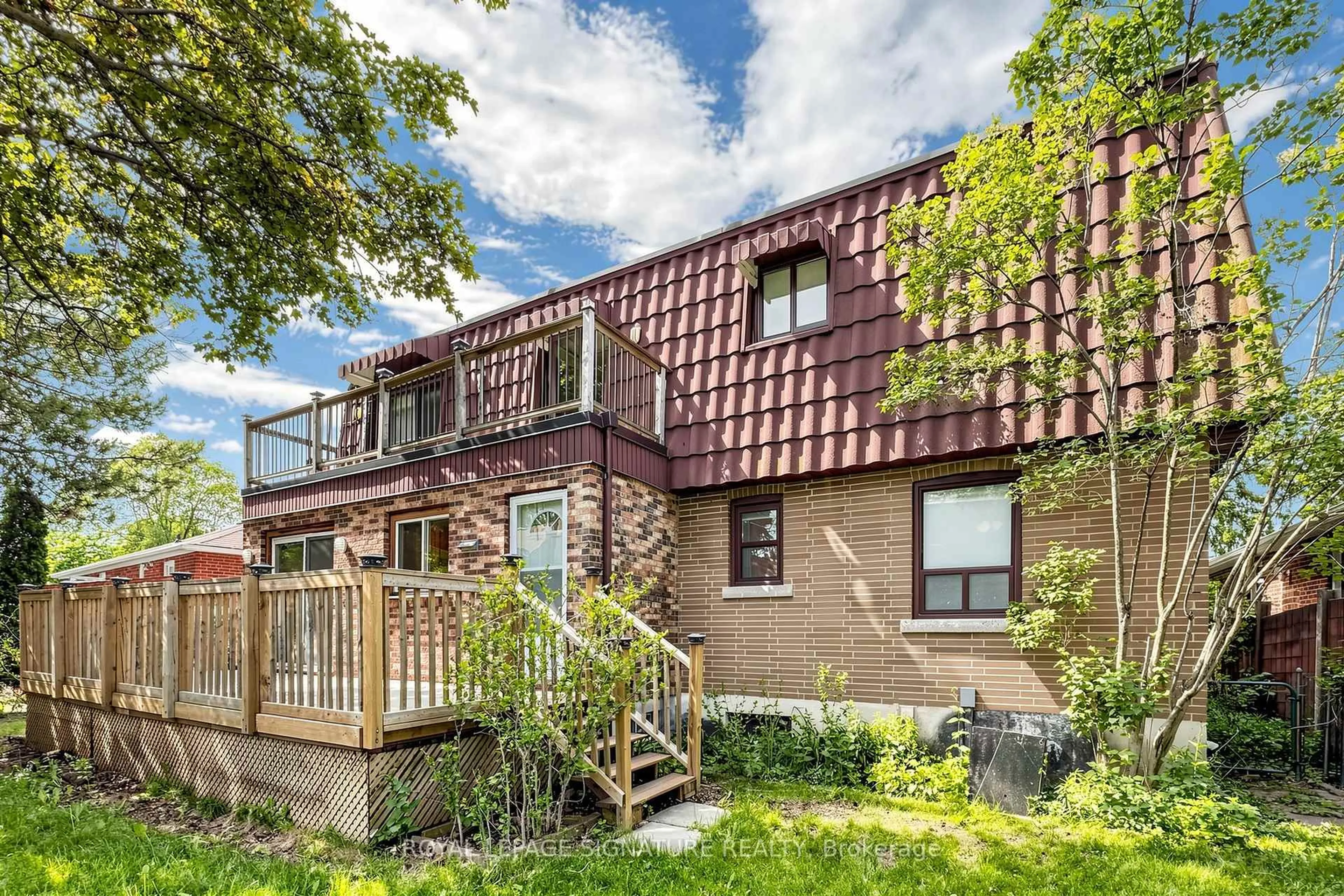 Home with brick exterior material, unknown for 34 Lingarde Dr, Toronto Ontario M1R 1X6