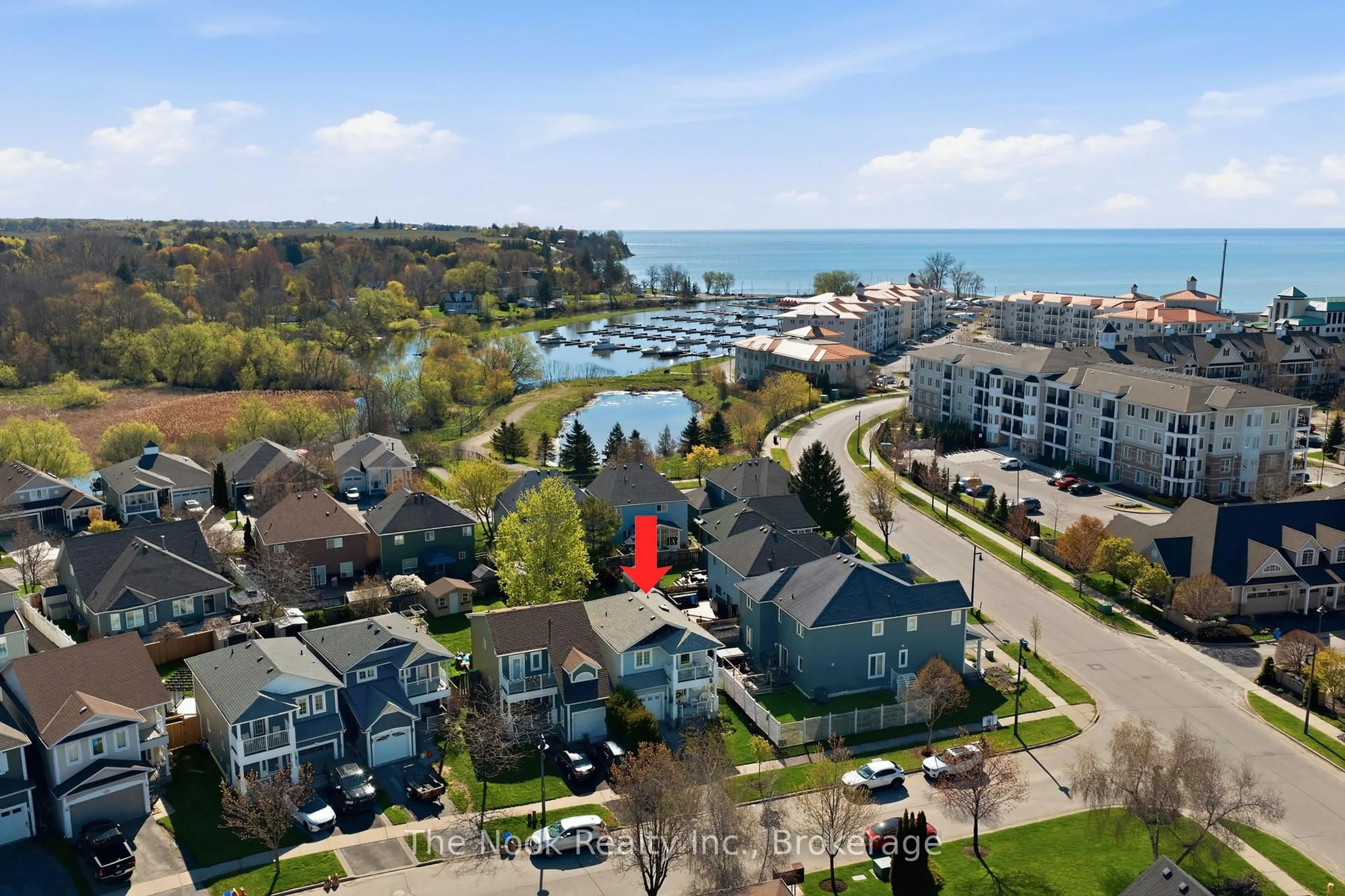 A pic from outside/outdoor area/front of a property/back of a property/a pic from drone, water/lake/river/ocean view for 70 Beacham Cres, Clarington Ontario L1B 1N1