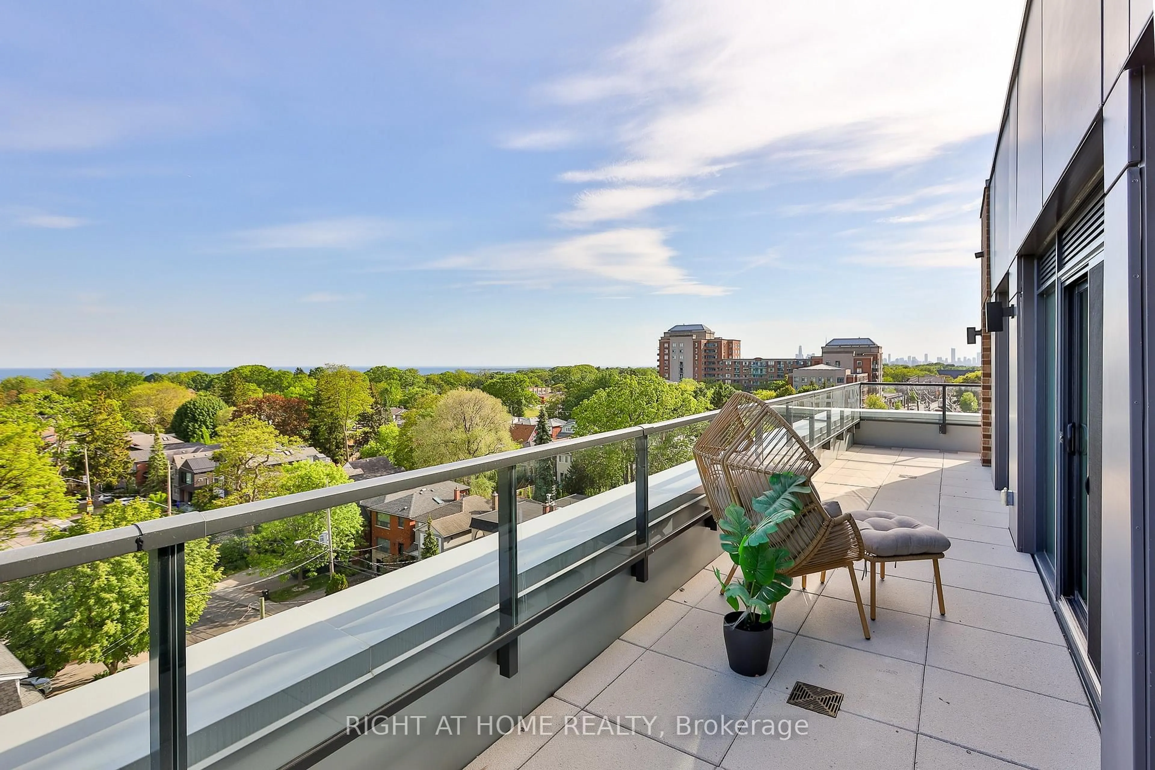 Balcony in the apartment, city buildings view from balcony for 1161 Kingston Rd #602, Toronto Ontario M1N 1P2