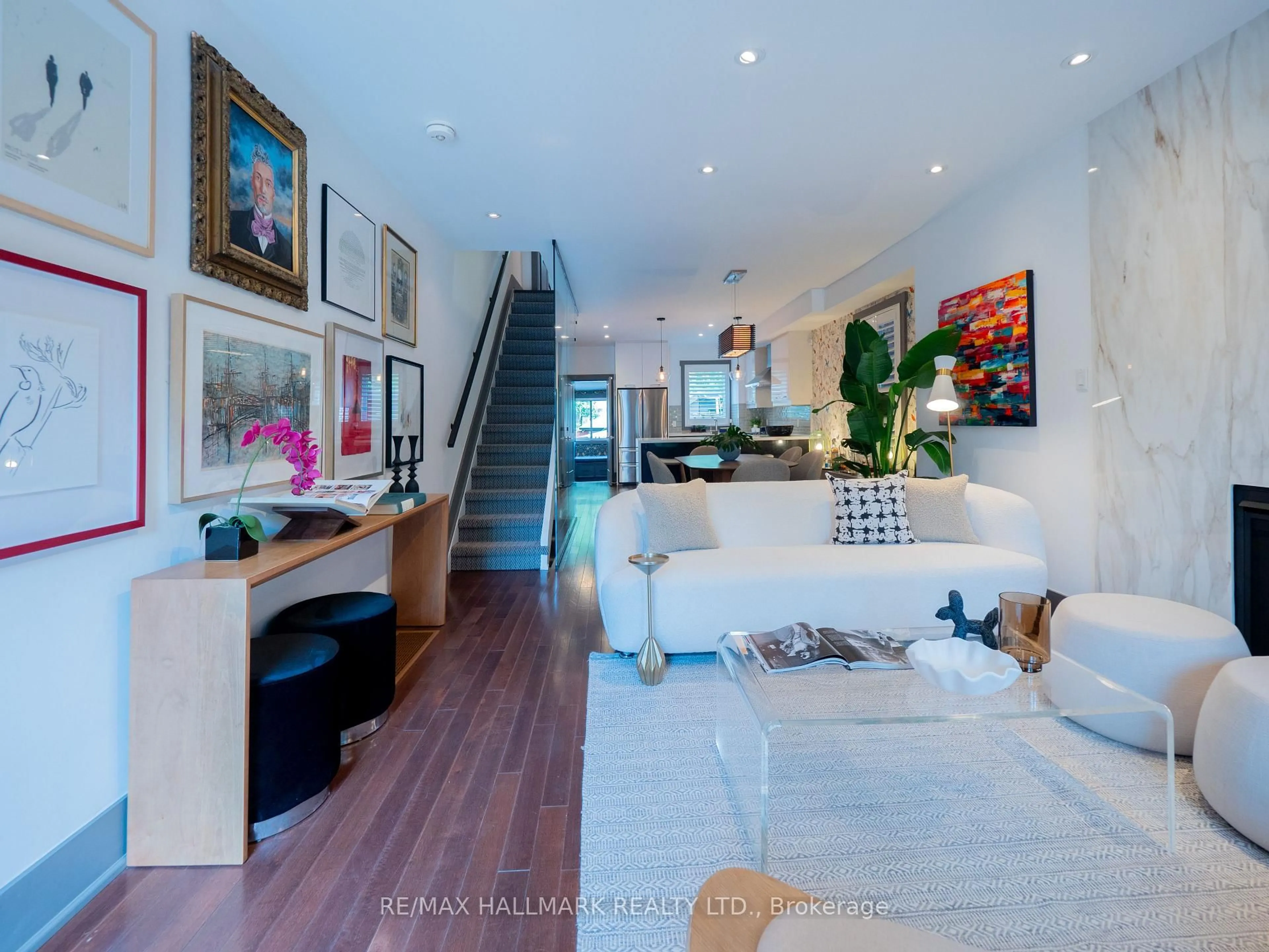 Unknown for 164 Langley Ave, Toronto Ontario M4K 1B7