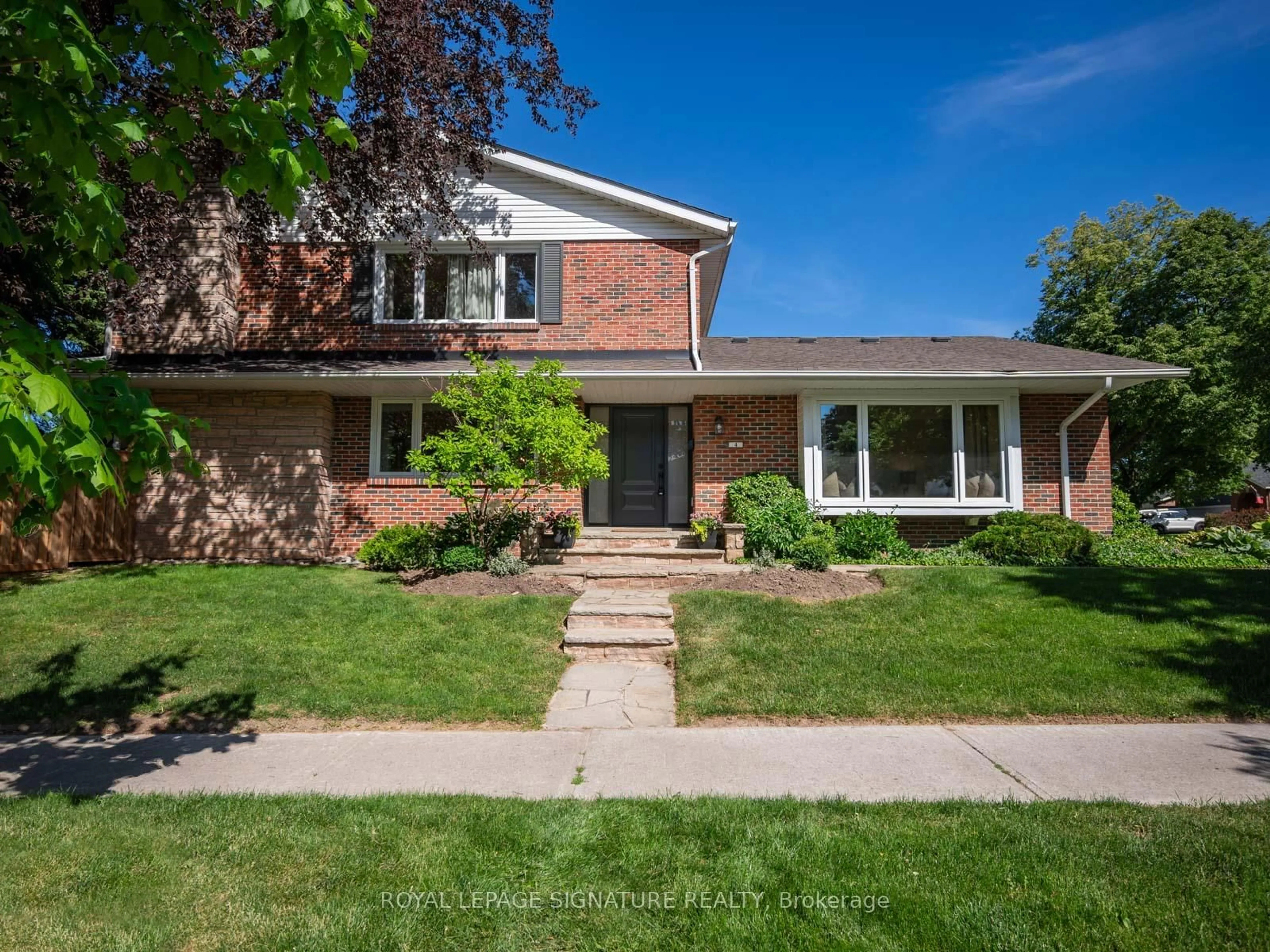 Home with brick exterior material, street for 4 Gablehurst Cres, Toronto Ontario M1T 2L2