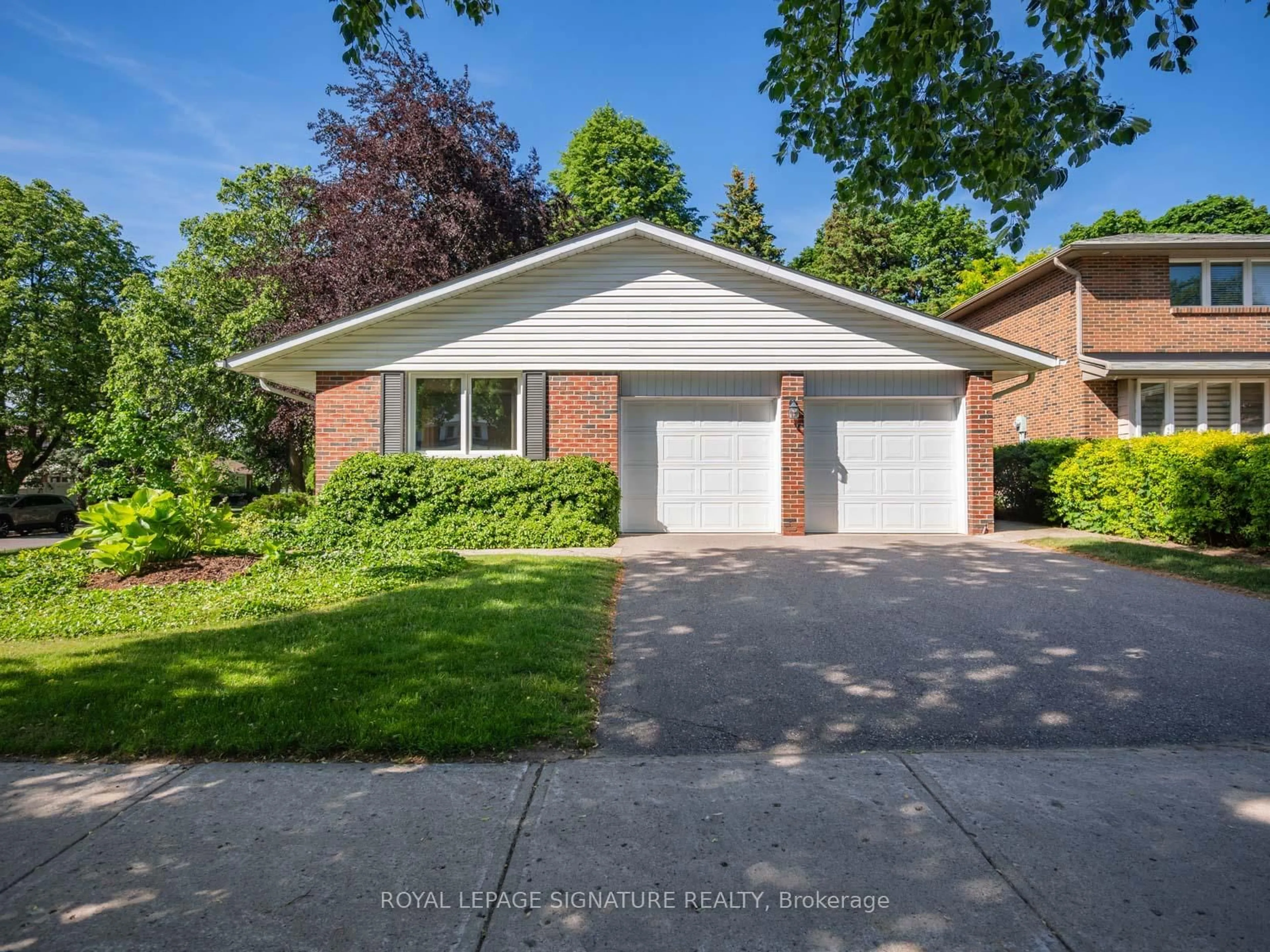 Home with brick exterior material, street for 4 Gablehurst Cres, Toronto Ontario M1T 2L2