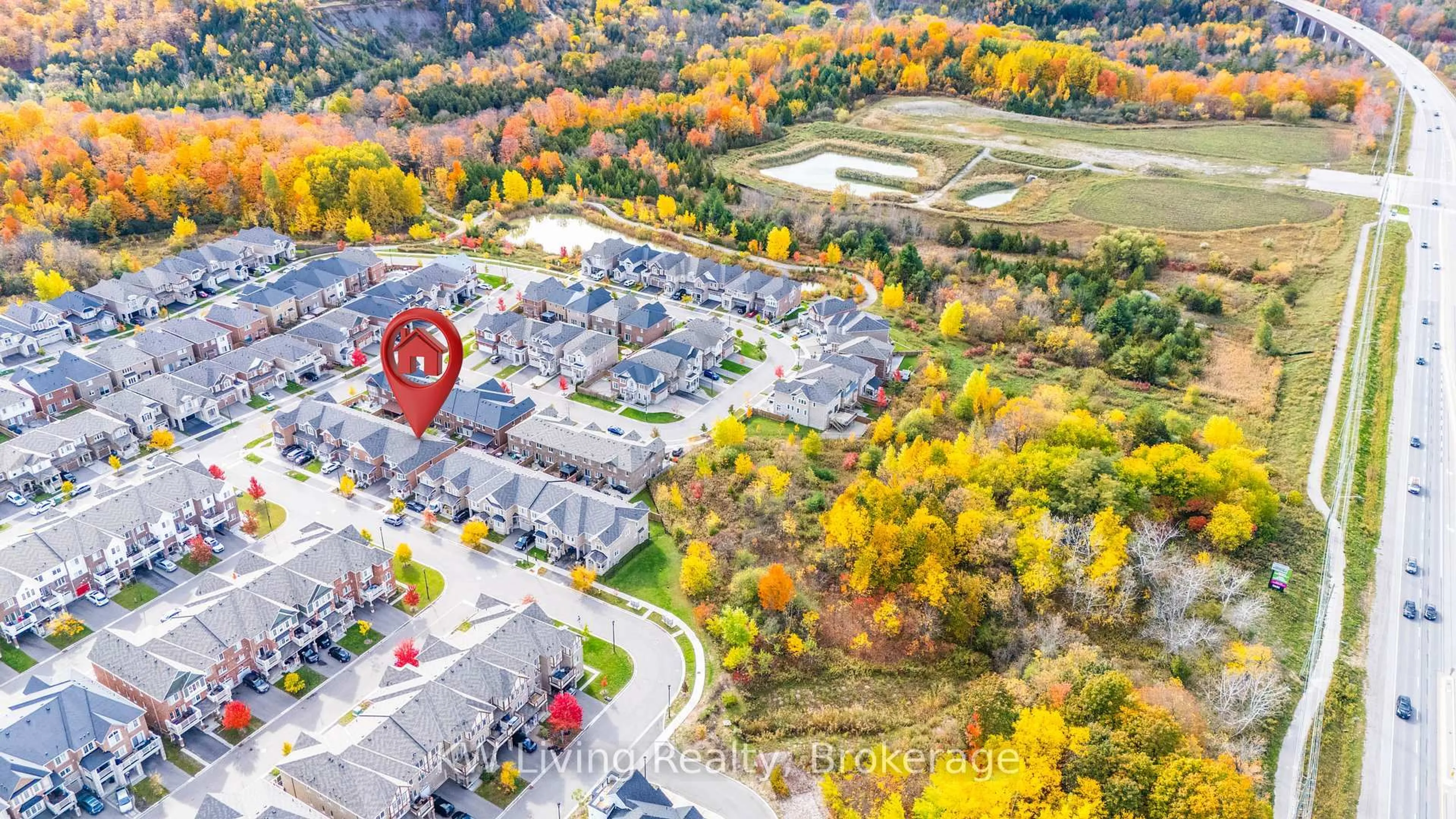 A pic from outside/outdoor area/front of a property/back of a property/a pic from drone, mountain view for 1010 Reflection Pl, Pickering Ontario L1X 0E9