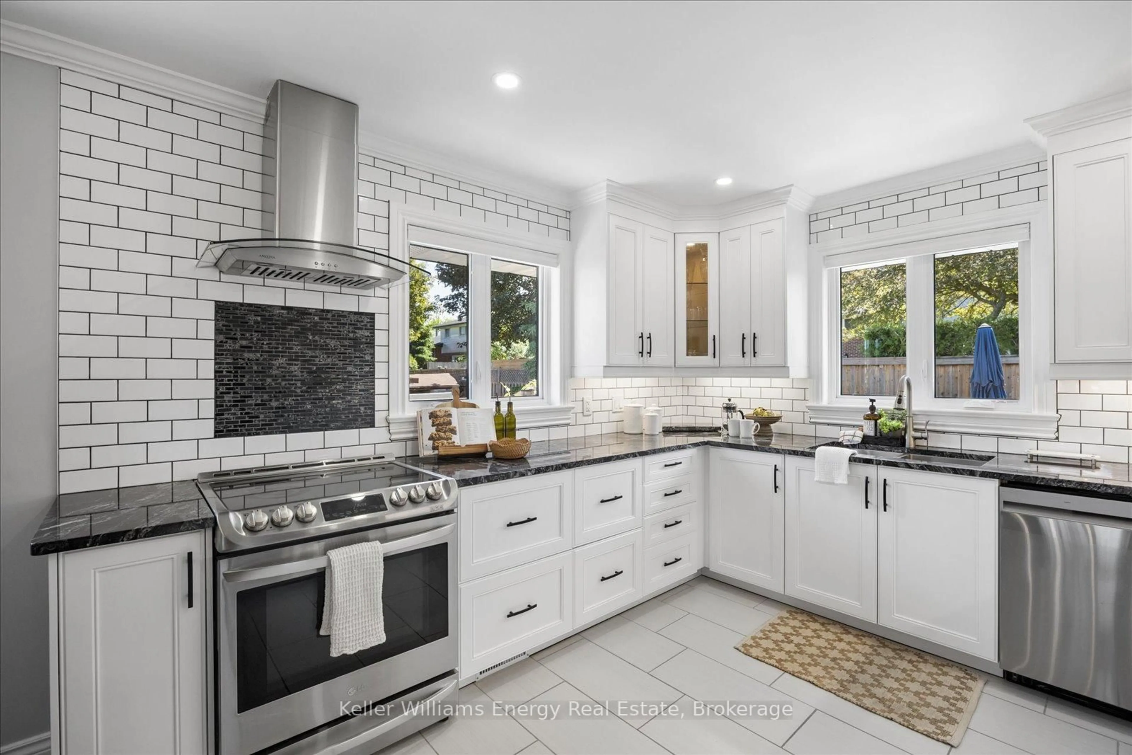 Contemporary kitchen, ceramic/tile floor for 744 Glengrove St, Oshawa Ontario L1J 5C4