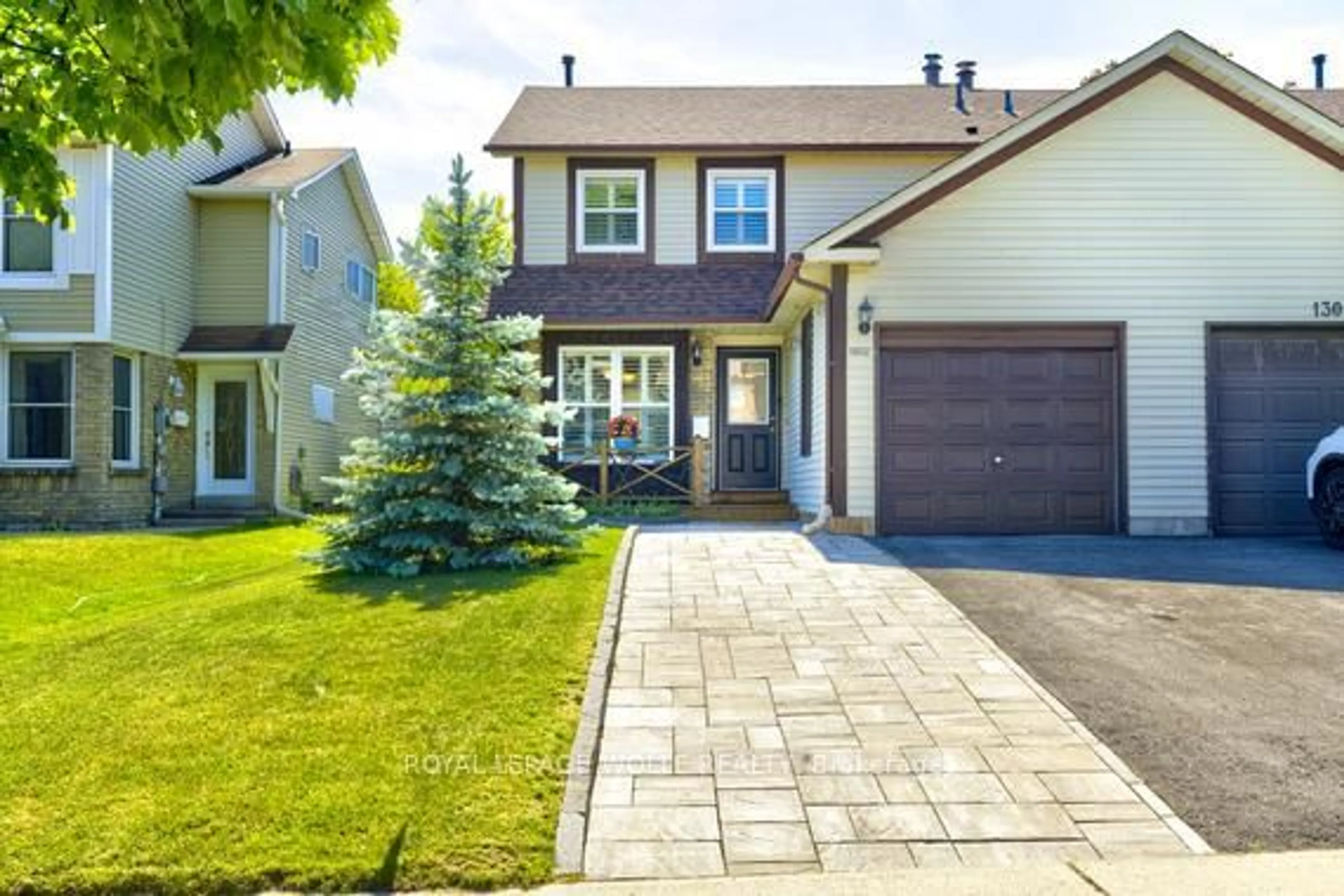 Home with vinyl exterior material, street for 1302 Northmount St, Oshawa Ontario L1G 7M8