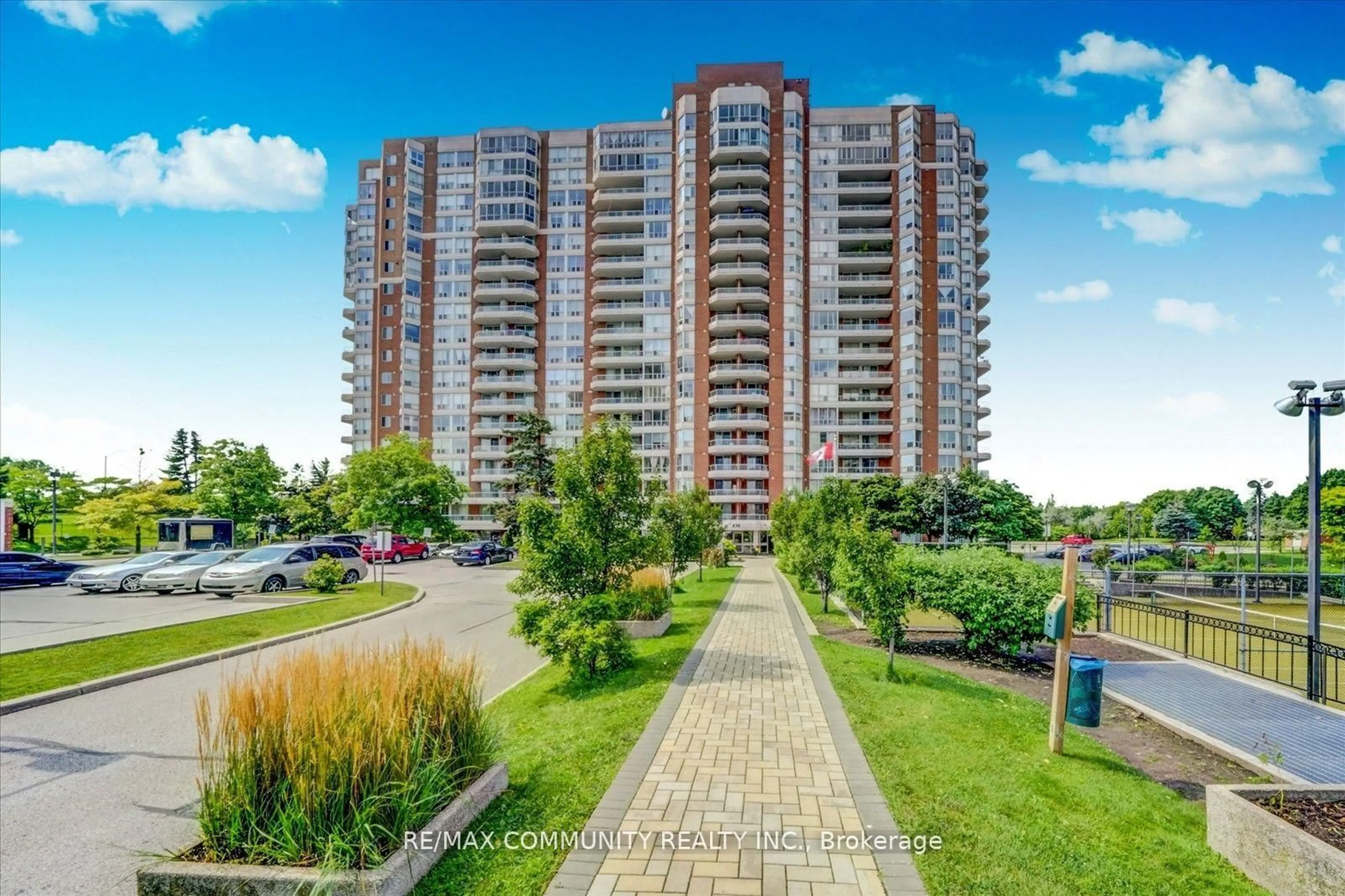 A pic from outside/outdoor area/front of a property/back of a property/a pic from drone, city buildings view from balcony for 430 Mclevin Ave #1008, Toronto Ontario M1B 5P1