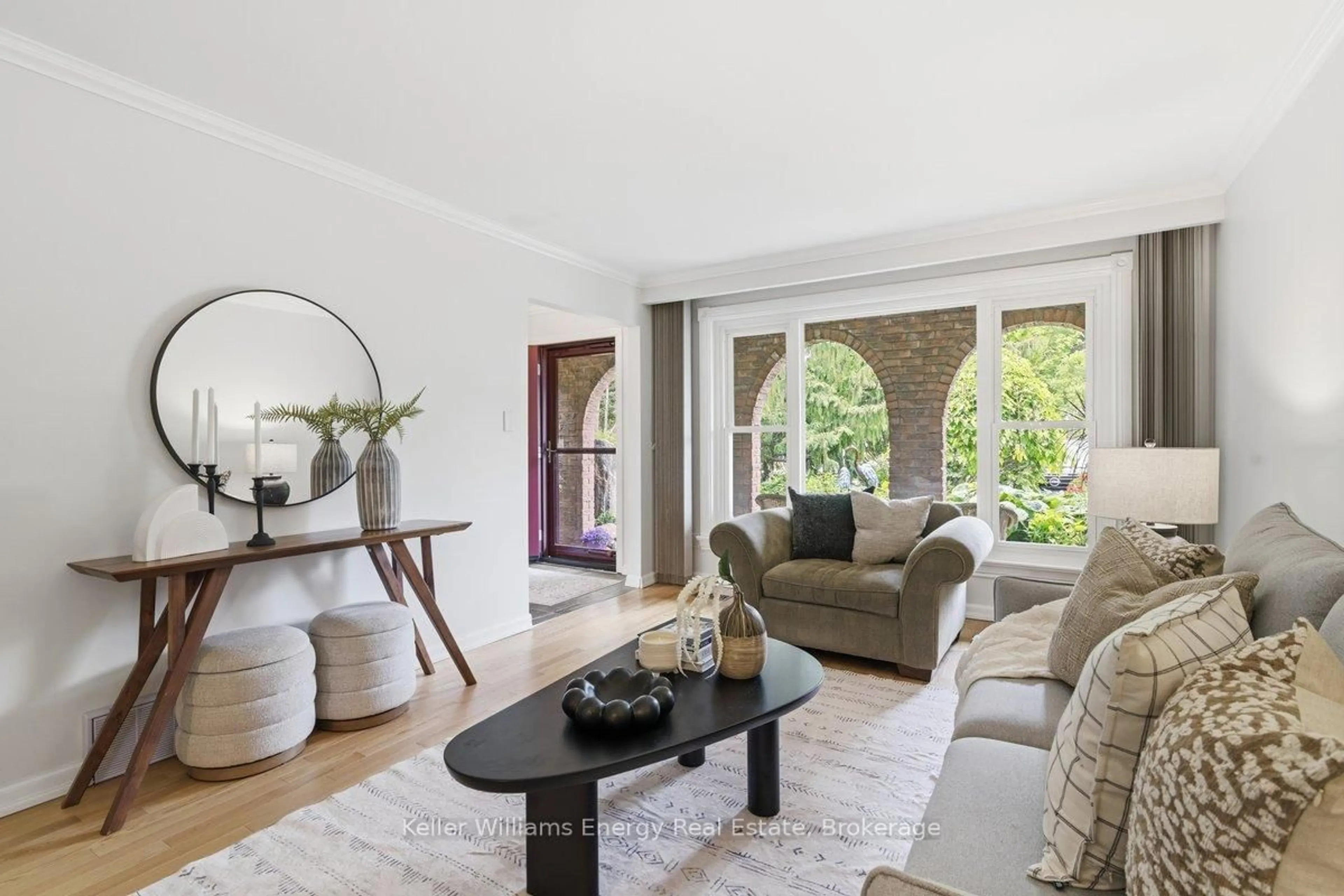 Living room with furniture, unknown for 803 Rodney Crt, Oshawa Ontario L1G 6V6