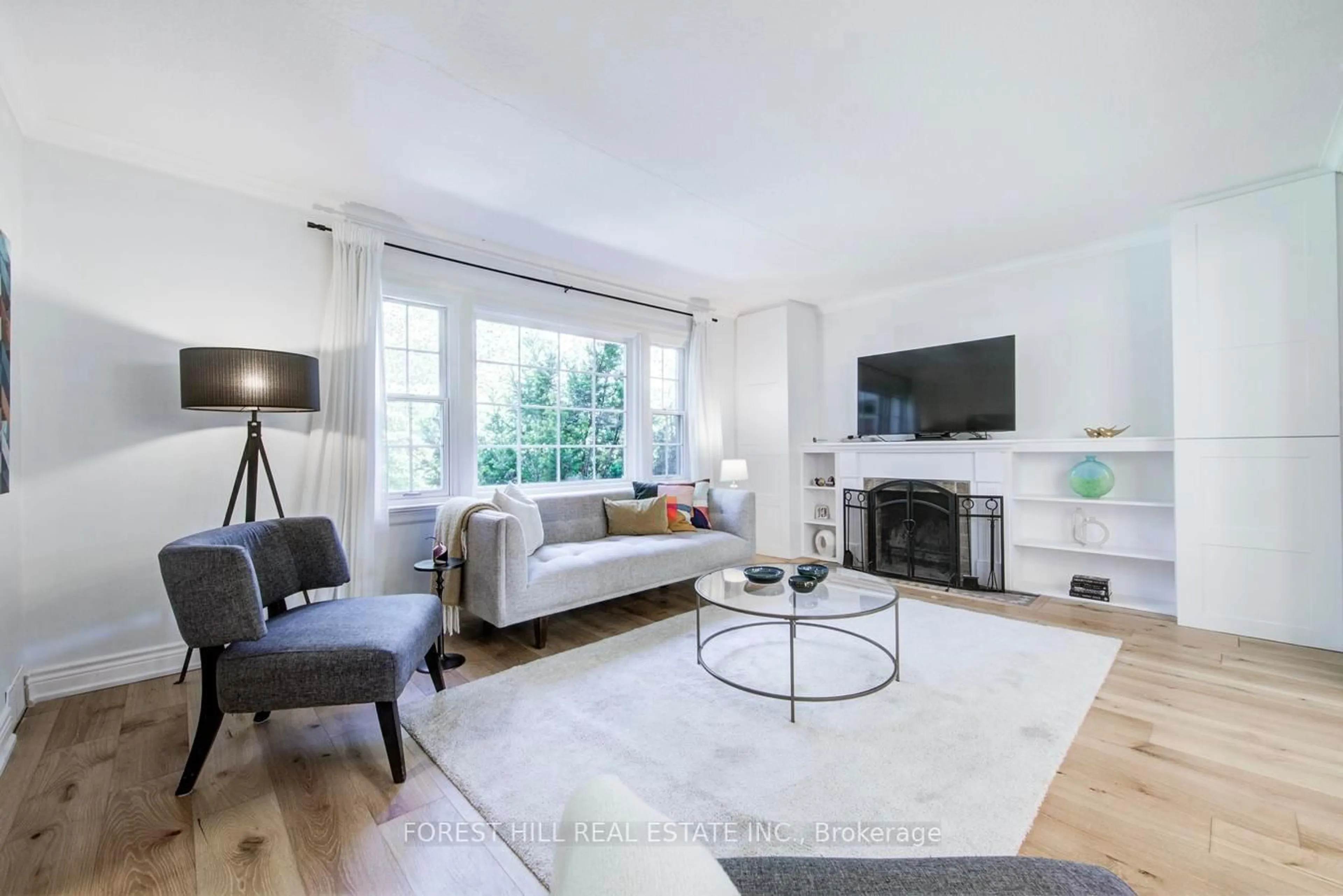 Living room with furniture, unknown for 10 Highcliff Cres, Toronto Ontario M1M 1A6