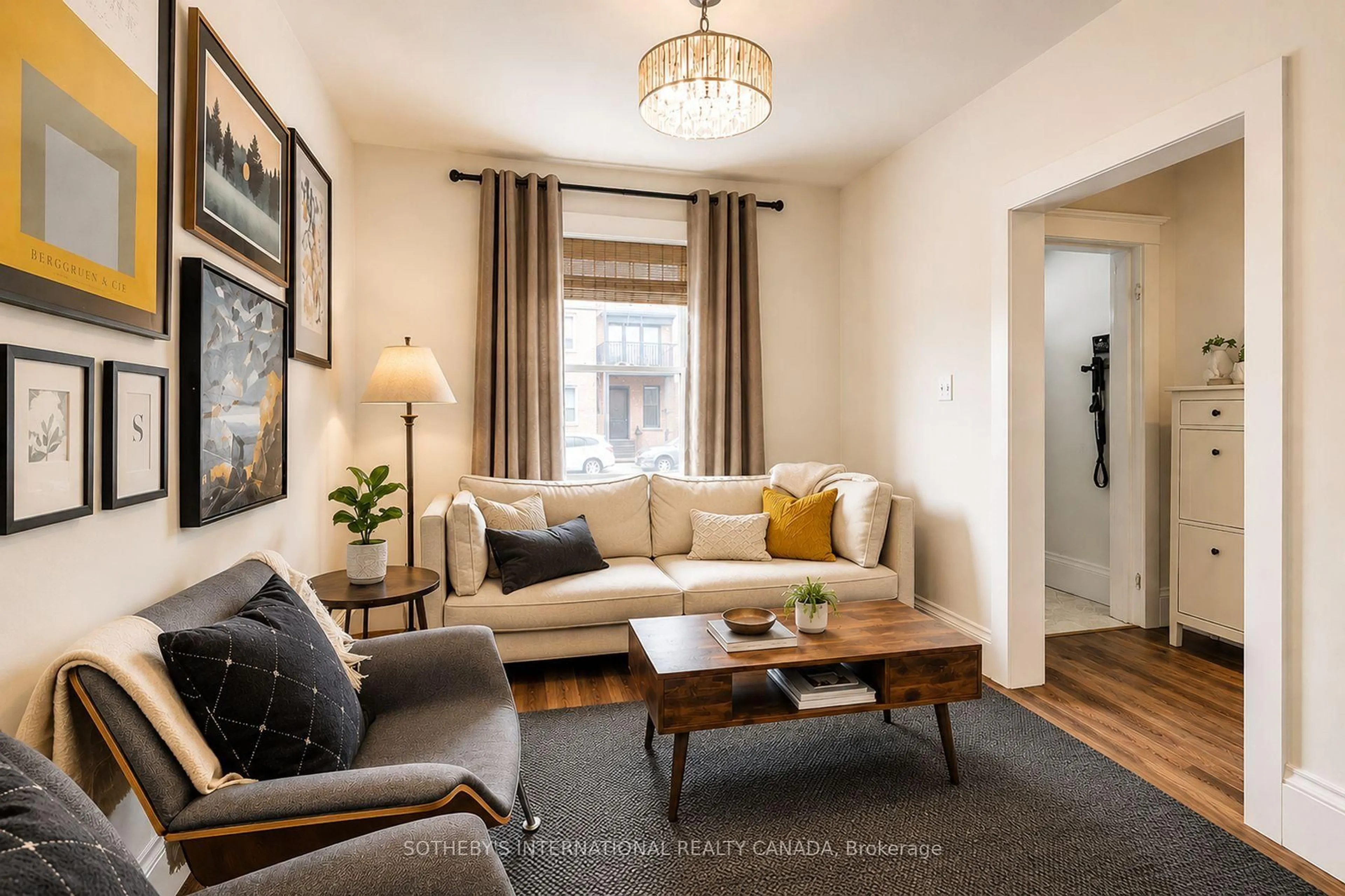 Living room with furniture, unknown for 635 Pape Ave, Toronto Ontario M4K 3S2