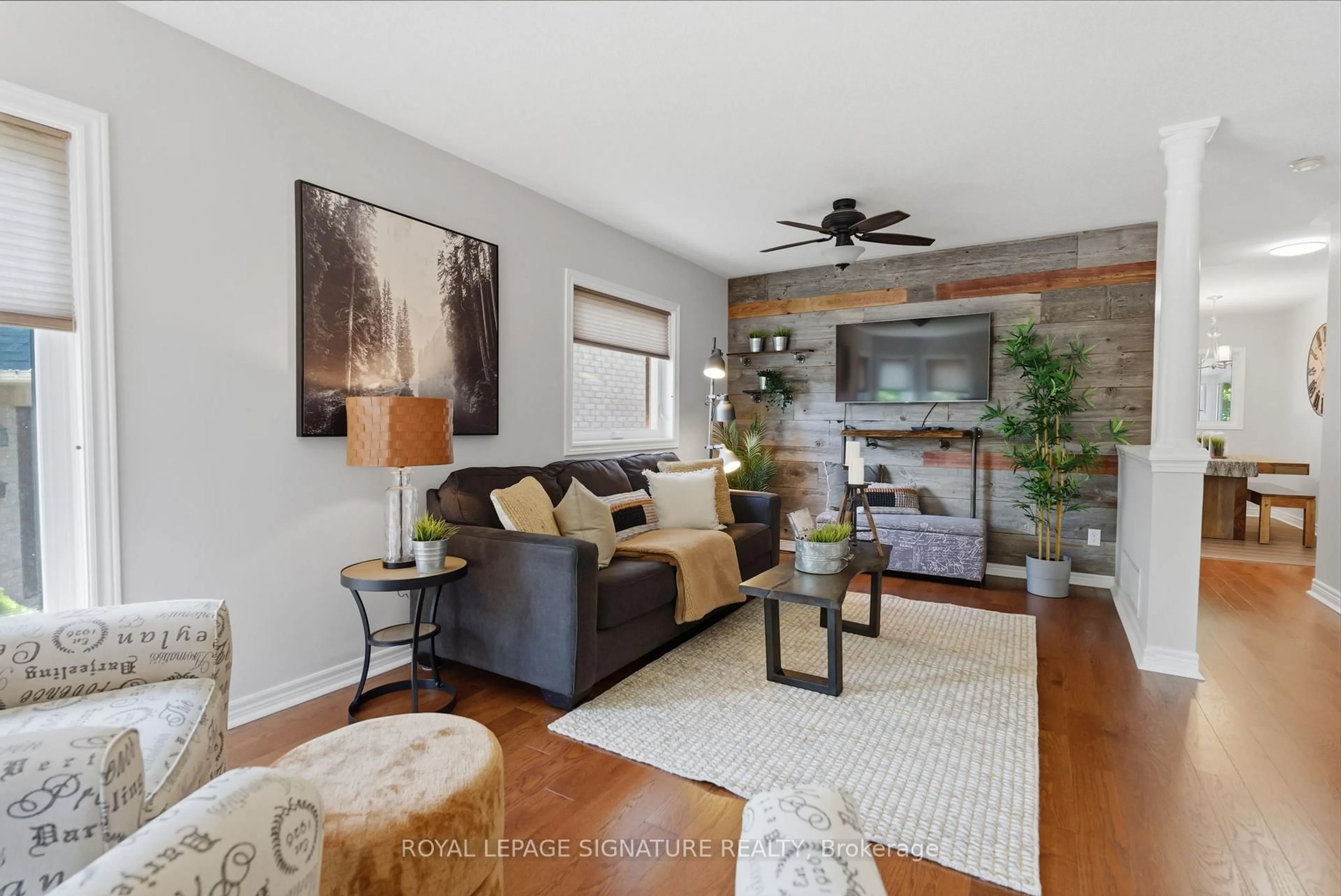 Living room with furniture, unknown for 1165 Windgrove Sq, Pickering Ontario L1X 2S6