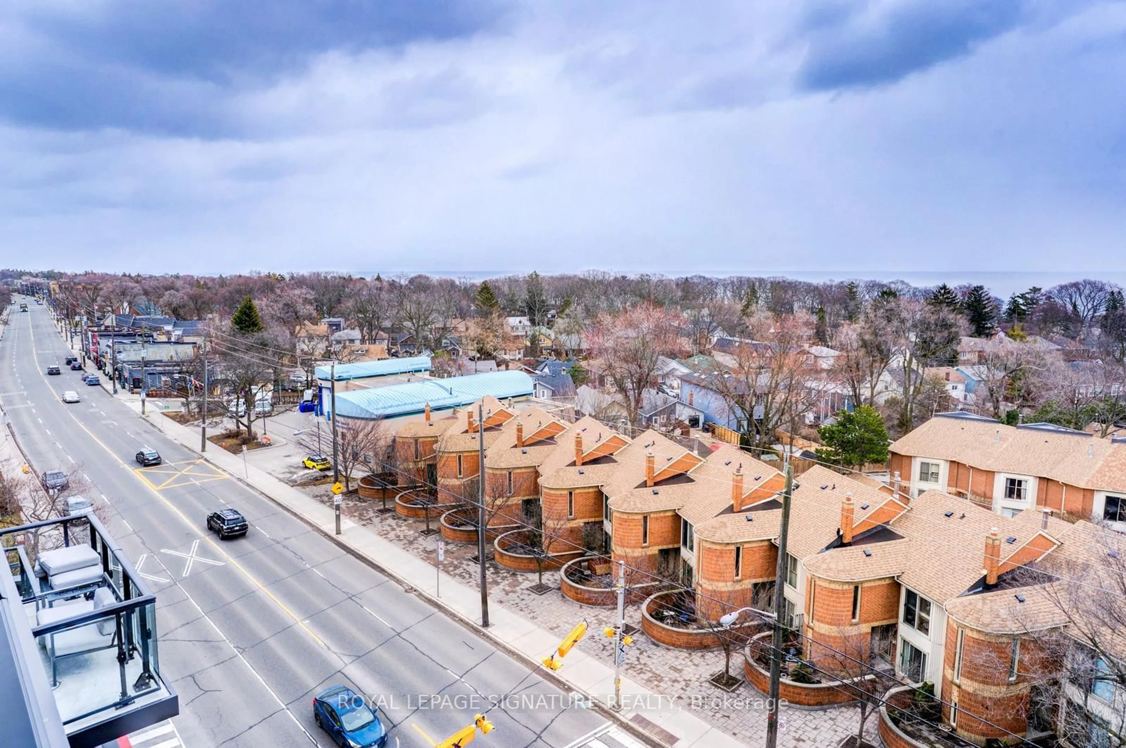A pic from outside/outdoor area/front of a property/back of a property/a pic from drone, unknown for 2 Manderley Dr #814, Toronto Ontario M1N 0C7