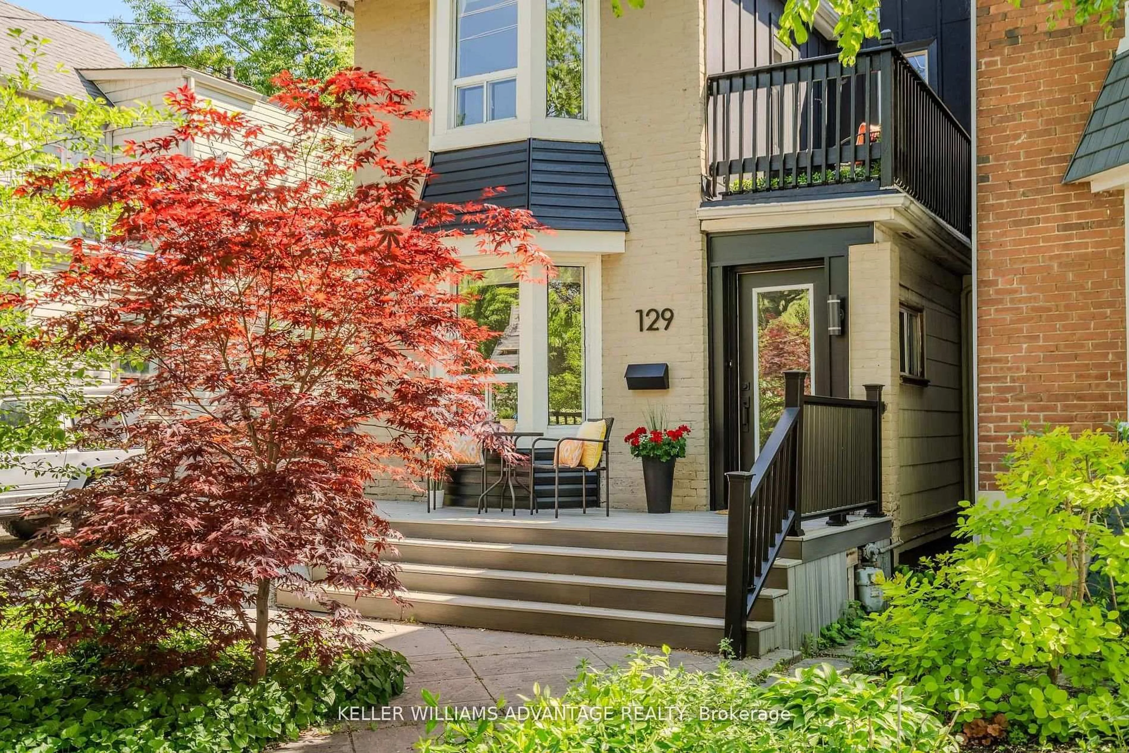 Patio, street for 129 Woodfield Rd, Toronto Ontario M4L 2W5