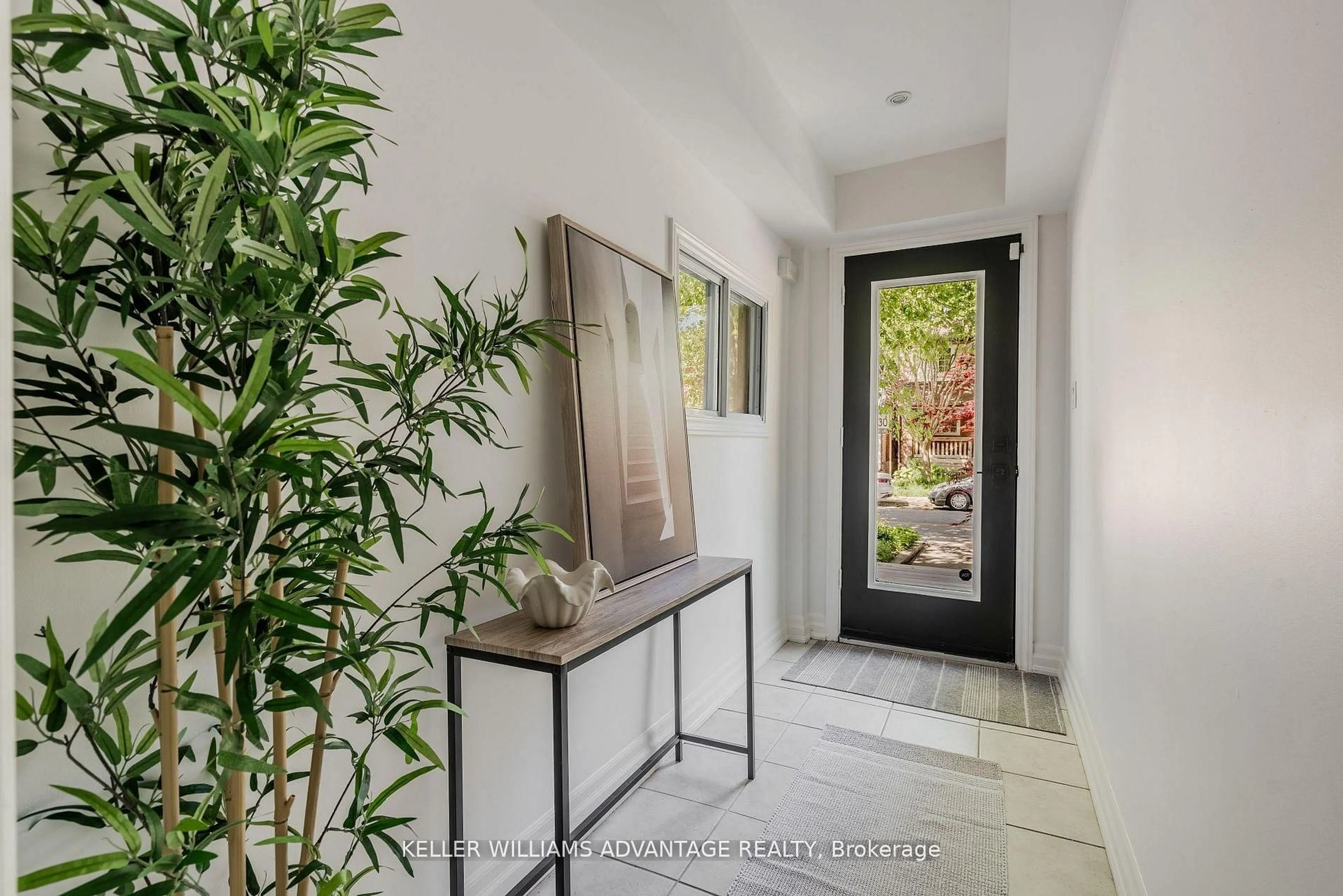 Indoor entryway for 129 Woodfield Rd, Toronto Ontario M4L 2W5
