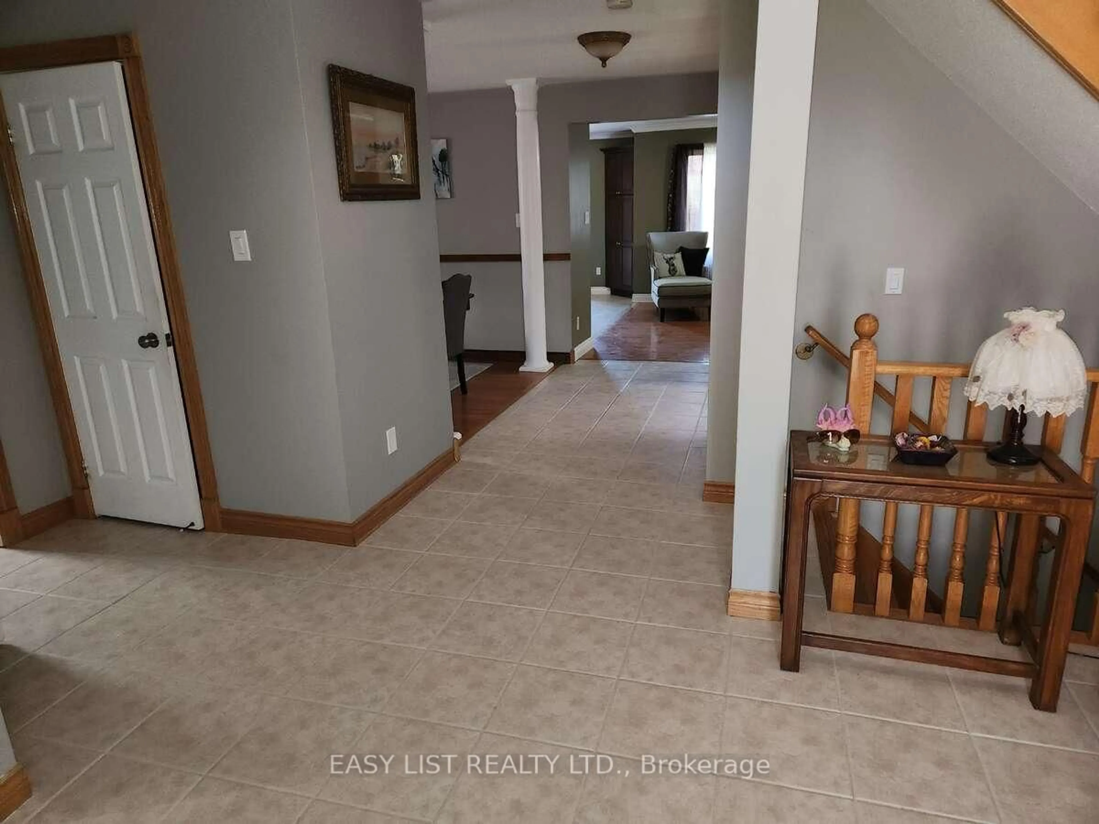Unknown for 222 Sprucewood Cres, Clarington Ontario L1C 5H3