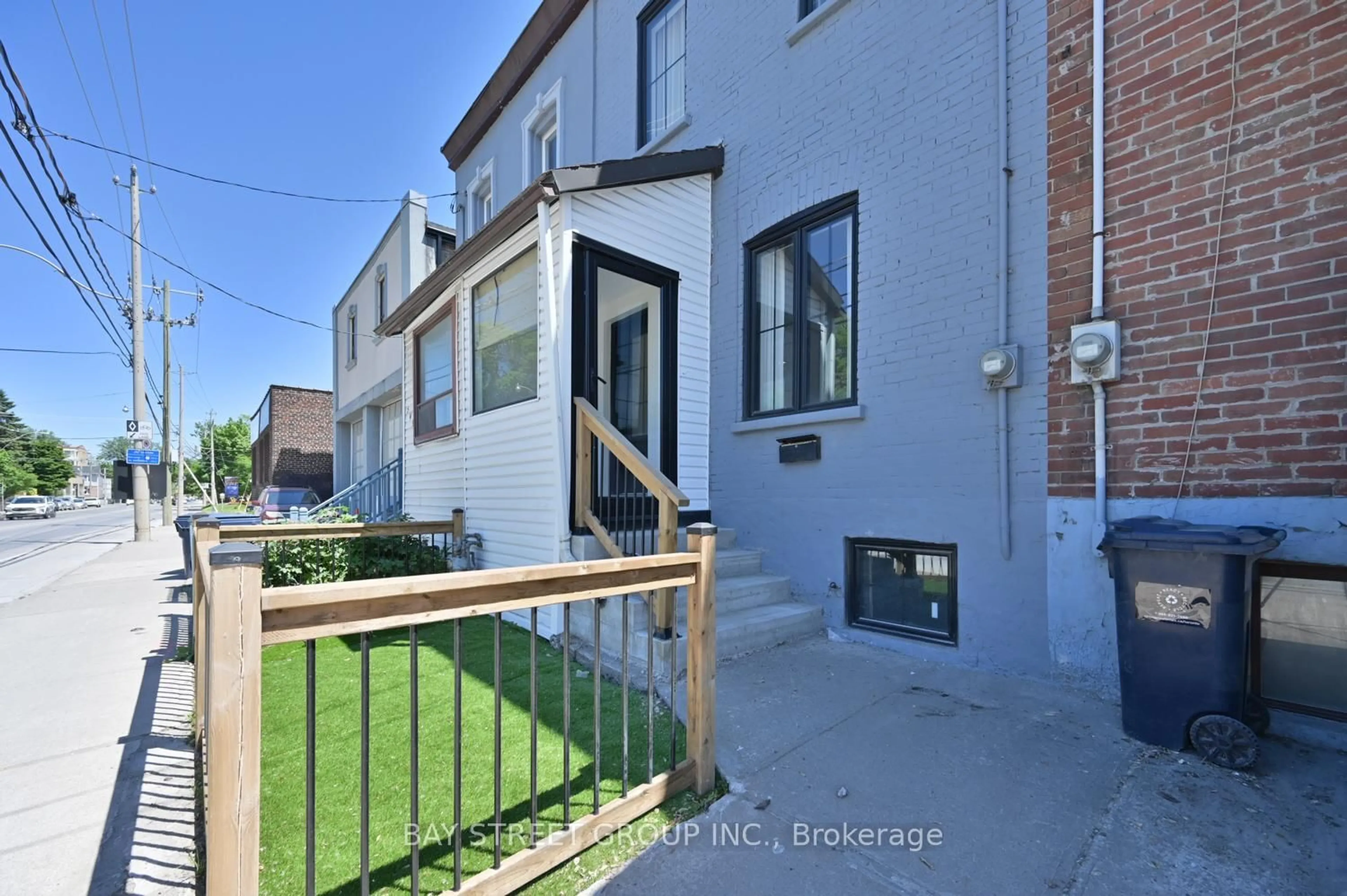 Unknown for 547 Eastern Ave, Toronto Ontario M4M 1C8