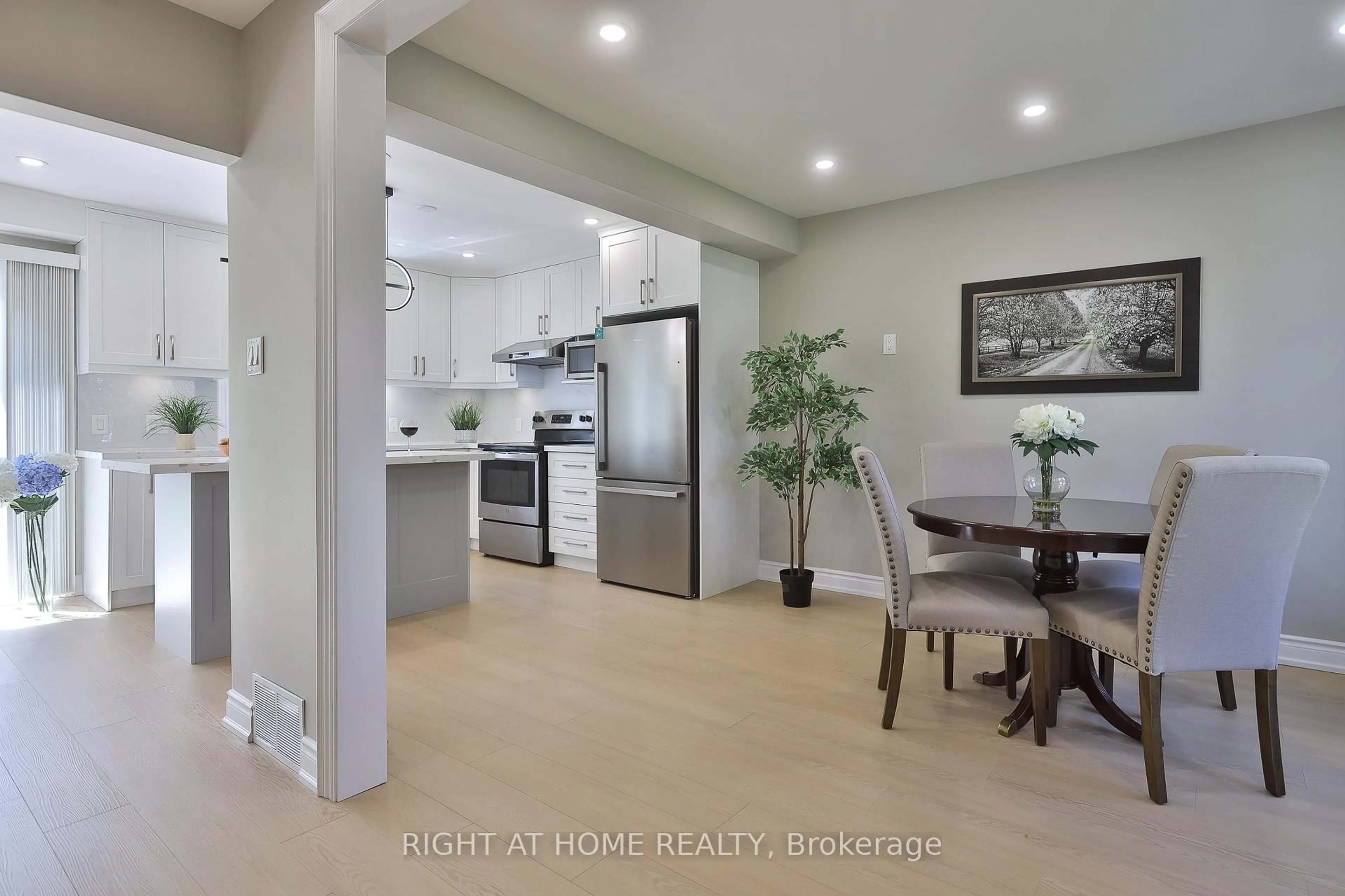Open concept kitchen, ceramic/tile floor for 60 Aragon Ave, Toronto Ontario M1T 1X9