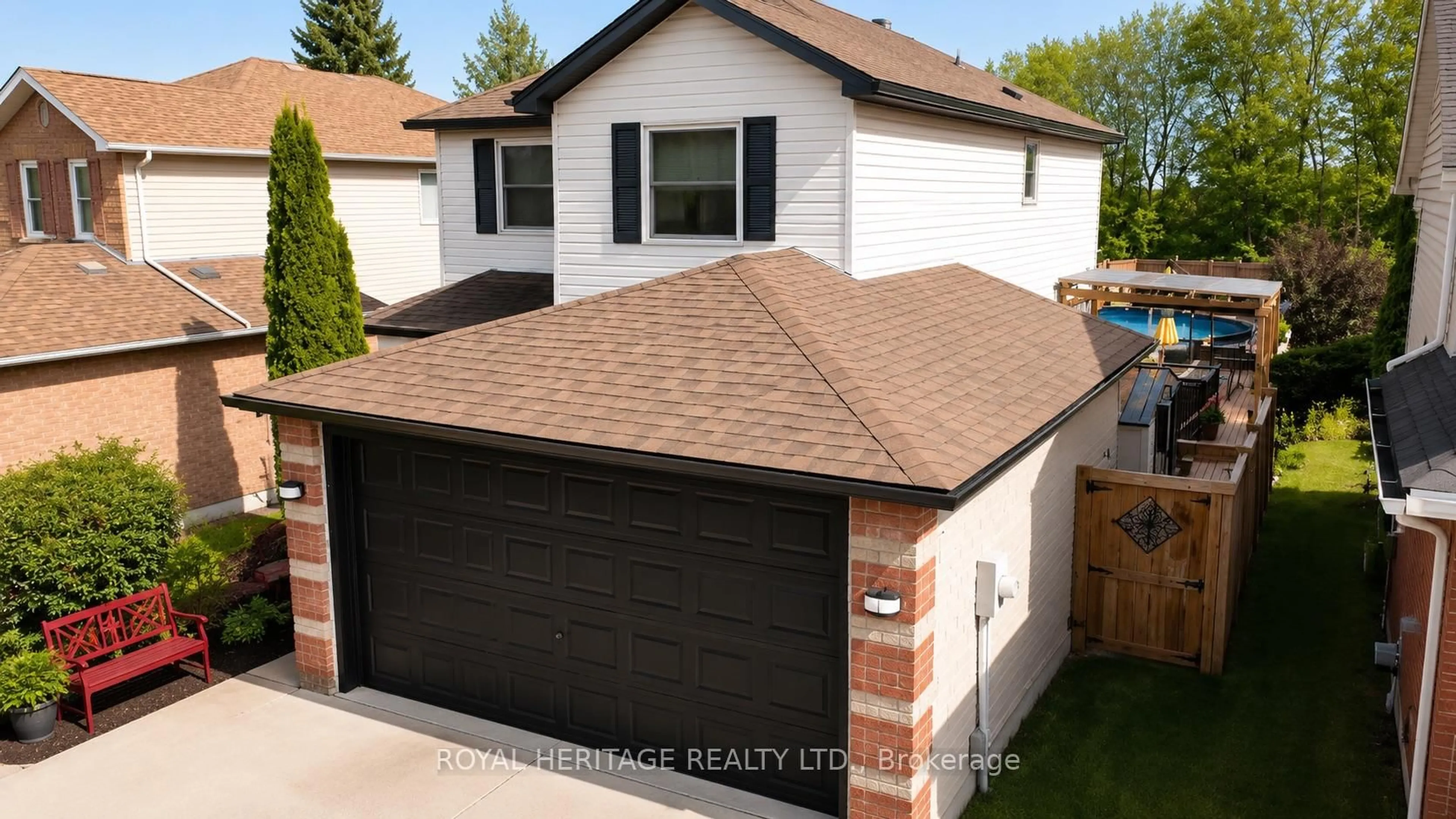 Home with brick exterior material, street for 23 Hooper Sq, Clarington Ontario L1C 4X7